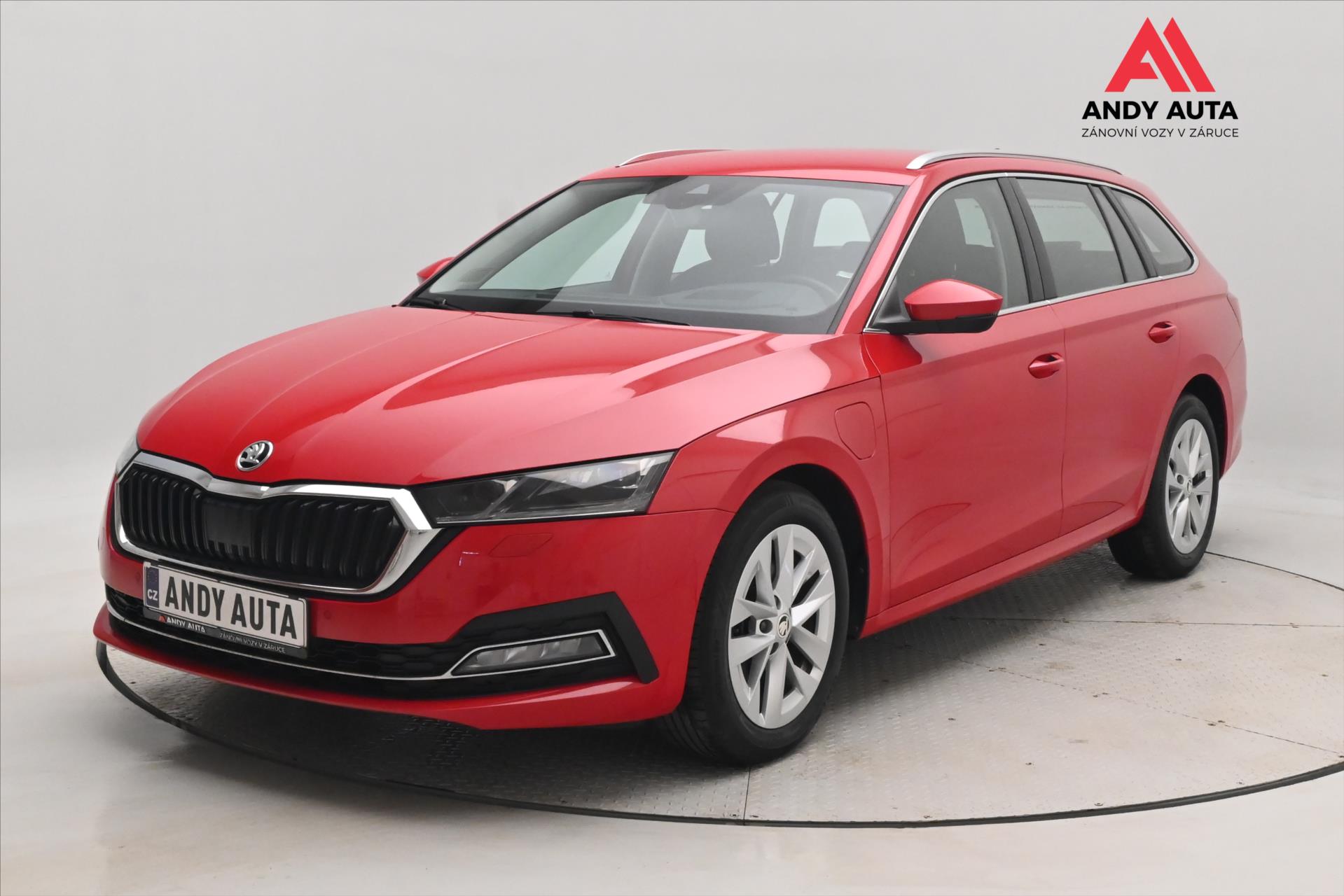 Skoda Octavia 1,4 TSI iV 110kW DSG Style SoH 90% Záruka až 5 let