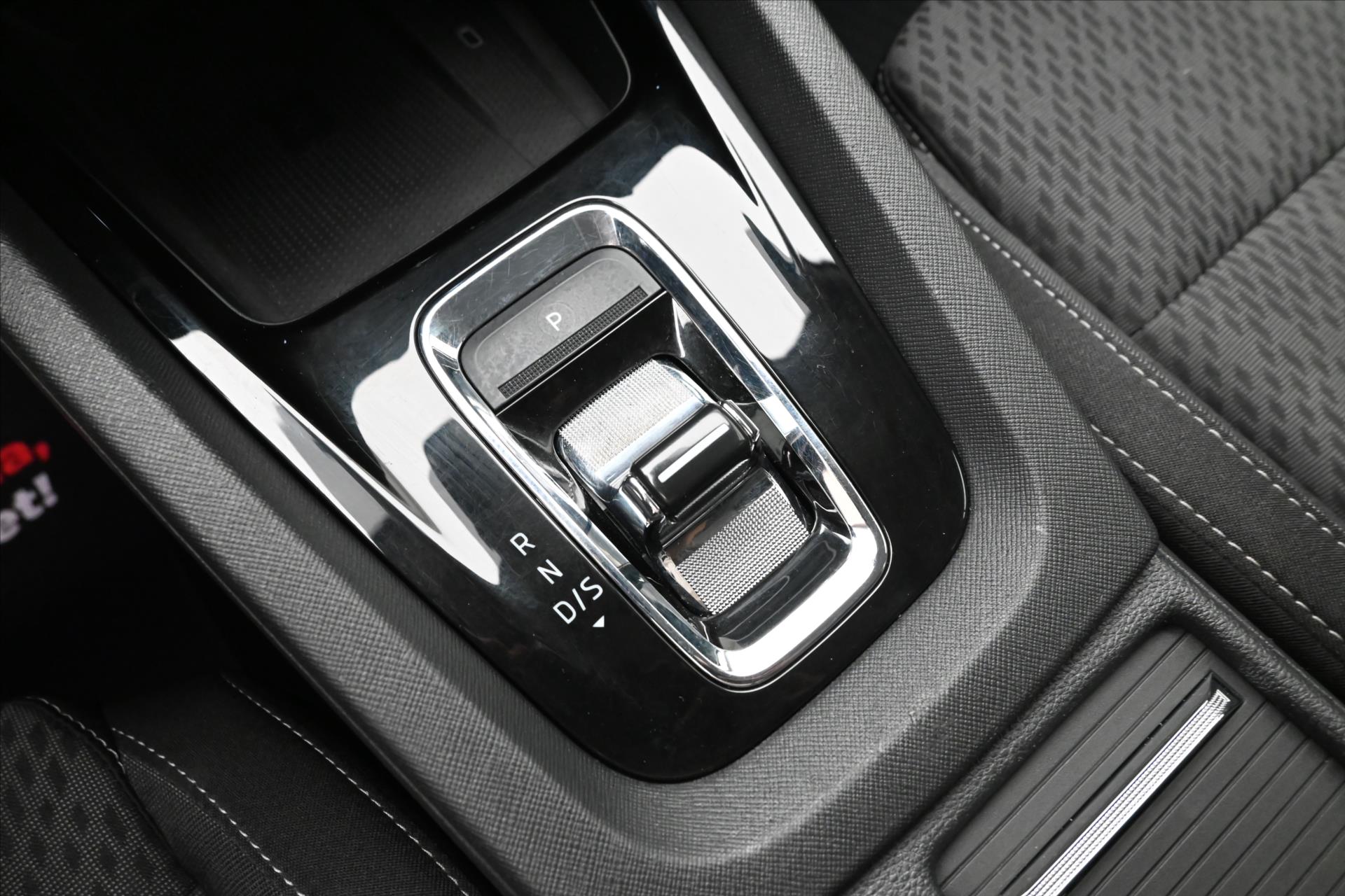 Hlavní fotografie vozu Škoda Octavia 1,4 TSI iV 110kW STYLE DSG Záruka až 5 let (22)