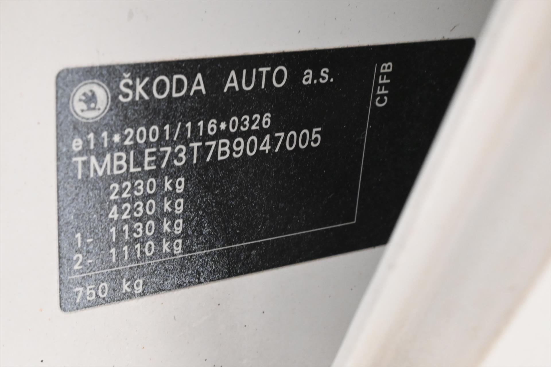 Hlavní fotografie vozu Škoda Superb 2,0 TDI 103KW DSG 4X4 ELEGANCE (12)