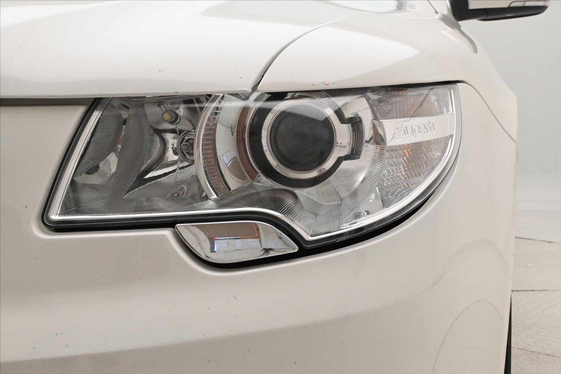 Hlavní fotografie vozu Škoda Superb 2,0 TDI 103KW DSG 4X4 ELEGANCE (27)