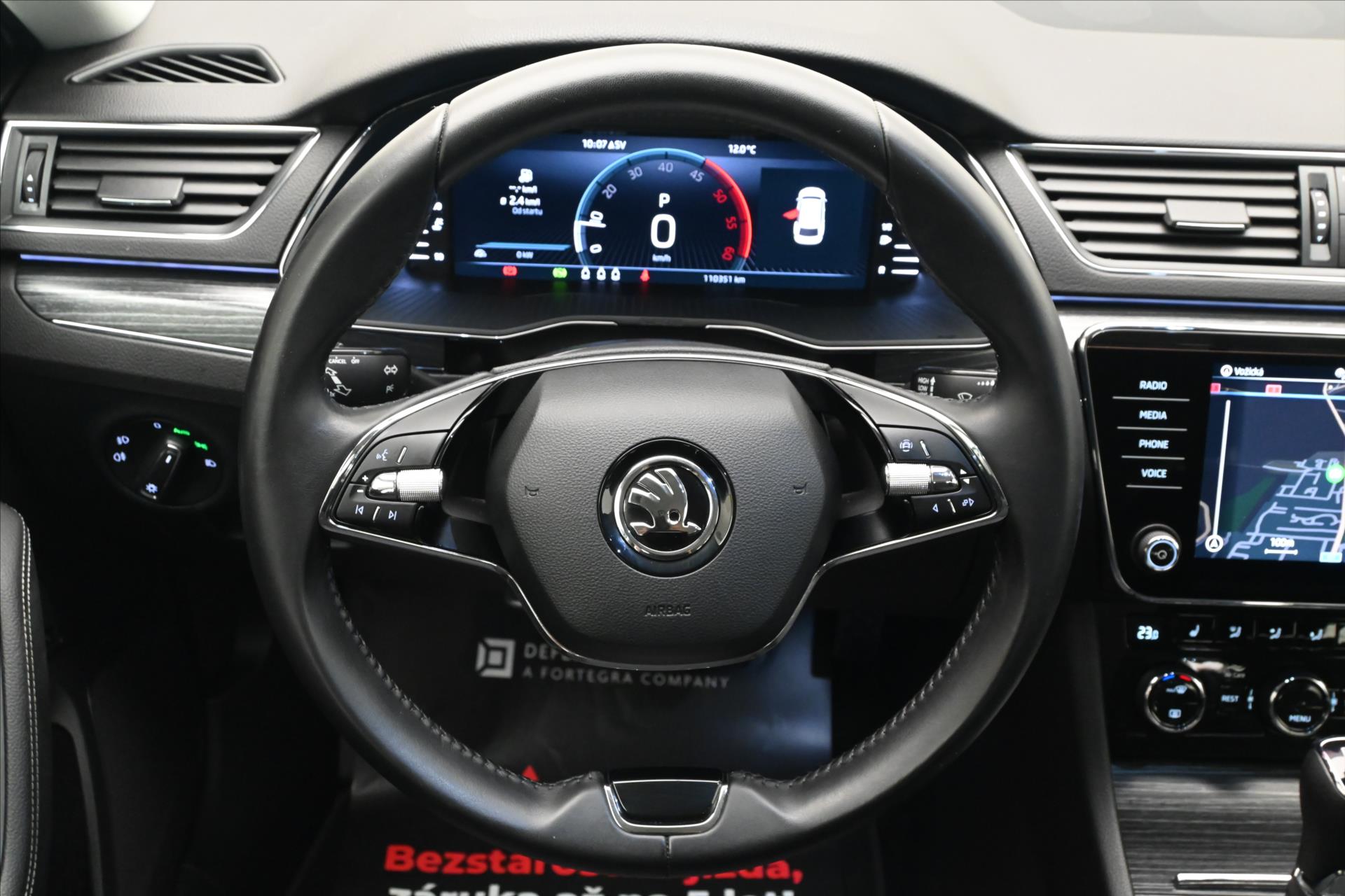 Main photo of the car Skoda Superb 2.0 TDI 110 kW DSG Style Warranty up to 5 years (17)