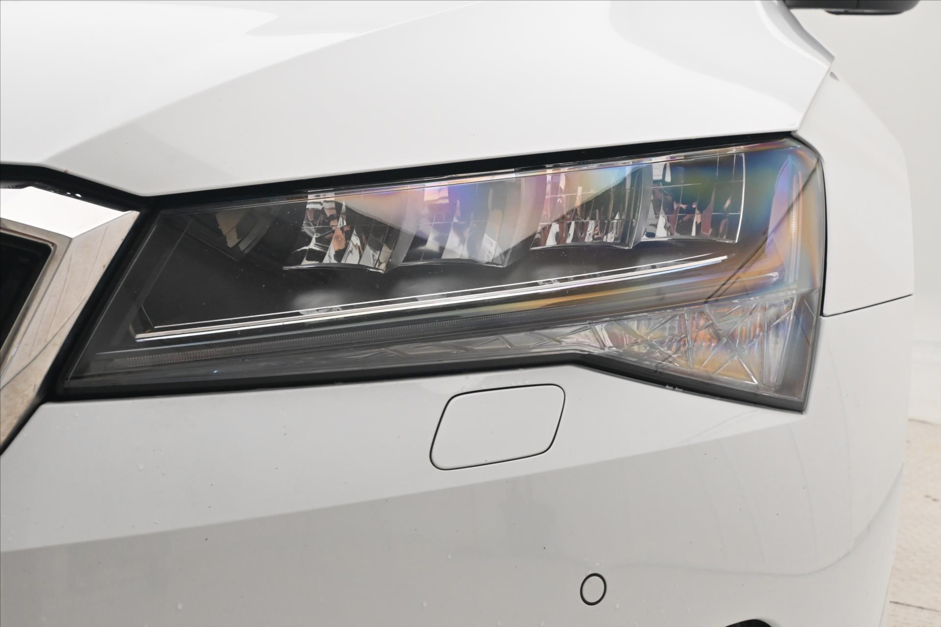 Main photo of the car Skoda Superb 2.0 TDI 110 kW DSG Style Warranty up to 5 years (25)