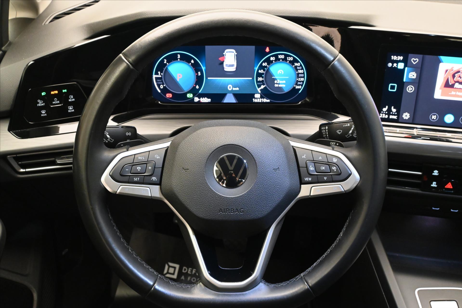 Hlavní fotografie vozu Volkswagen Golf 2,0 TDI 110 kW DSG Style Záruka až 5 let (18)