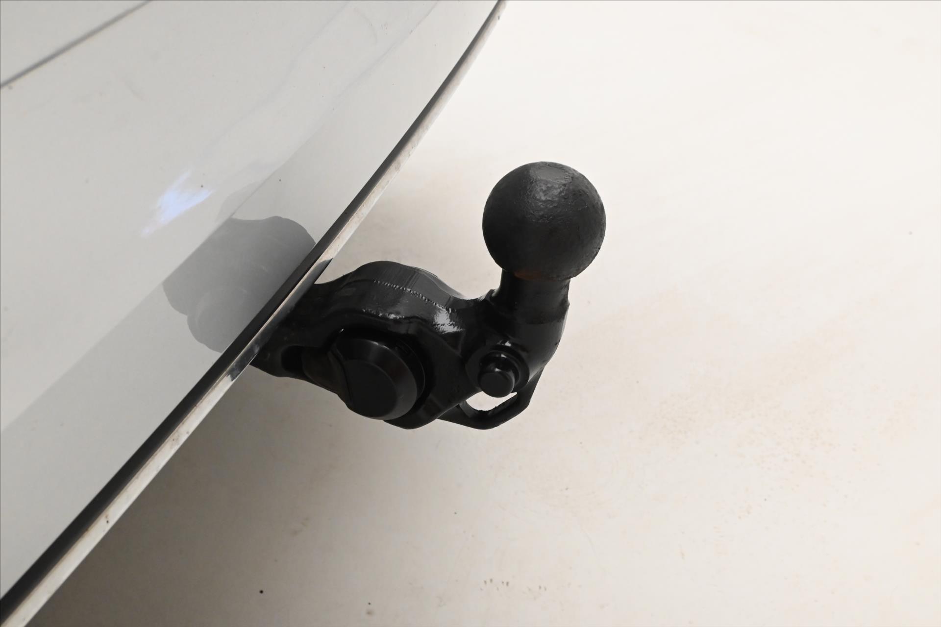 Hlavní fotografie vozu Volkswagen Golf 2,0 TDI 110 kW DSG Style Záruka až 5 let (28)
