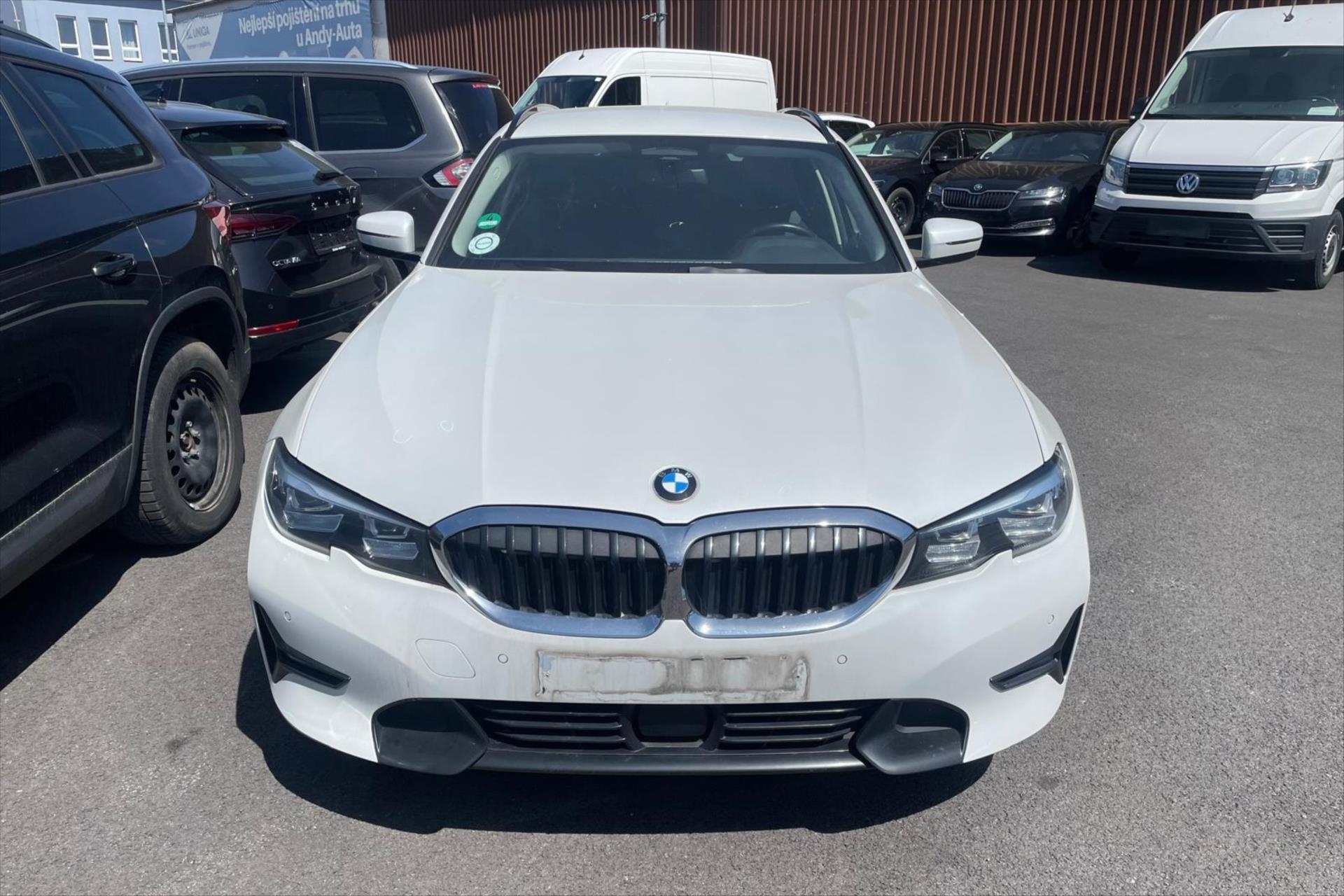 Hlavní fotografie vozu BMW Řada 3 2,0 320d 140 kW Steptronic VŮZ PŘIPRAVUJEME K PRODEJI (1)