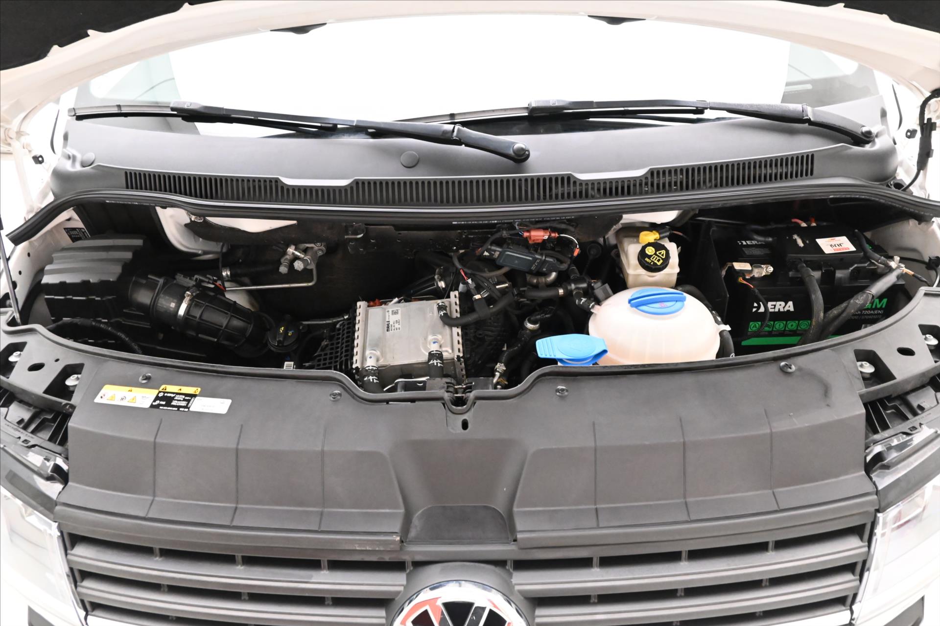Hlavní fotografie vozu Volkswagen Transporter 2,0 TDI 110kW DSG Záruka až 5 let (9)