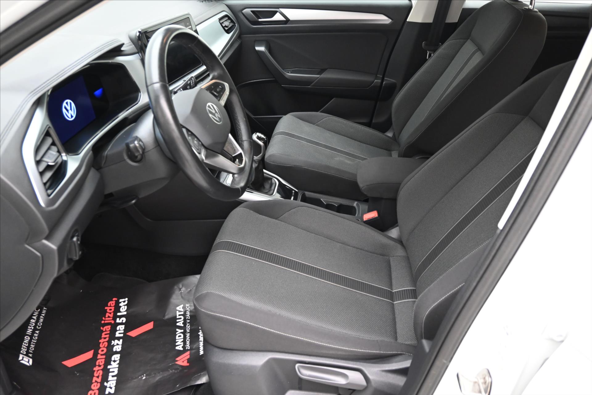Main photo of the car Volkswagen T-Roc 2,0 TDI 85kW Life Záruka až 5 let (13)