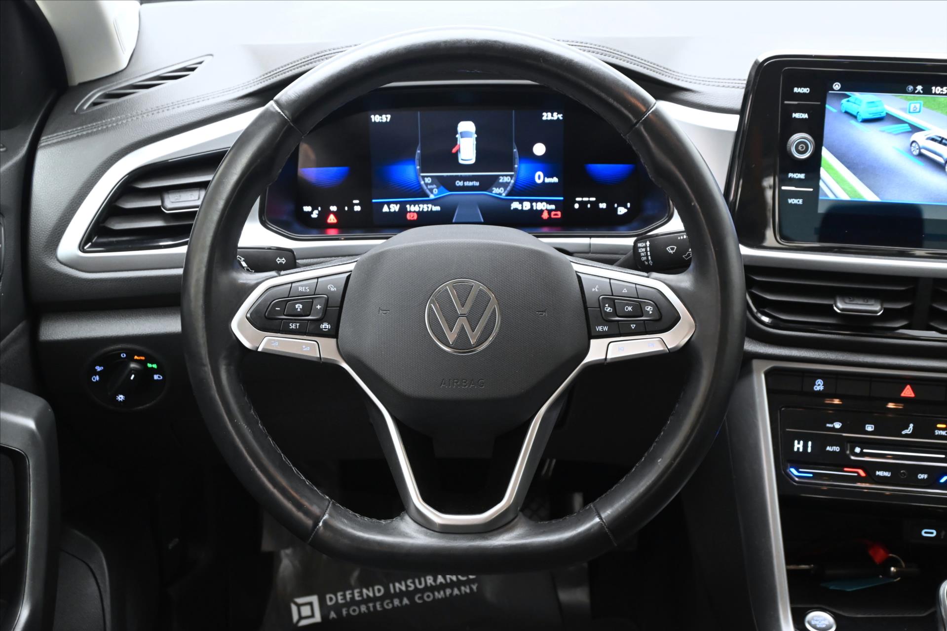 Main photo of the car Volkswagen T-Roc 2,0 TDI 85kW Life Záruka až 5 let (18)