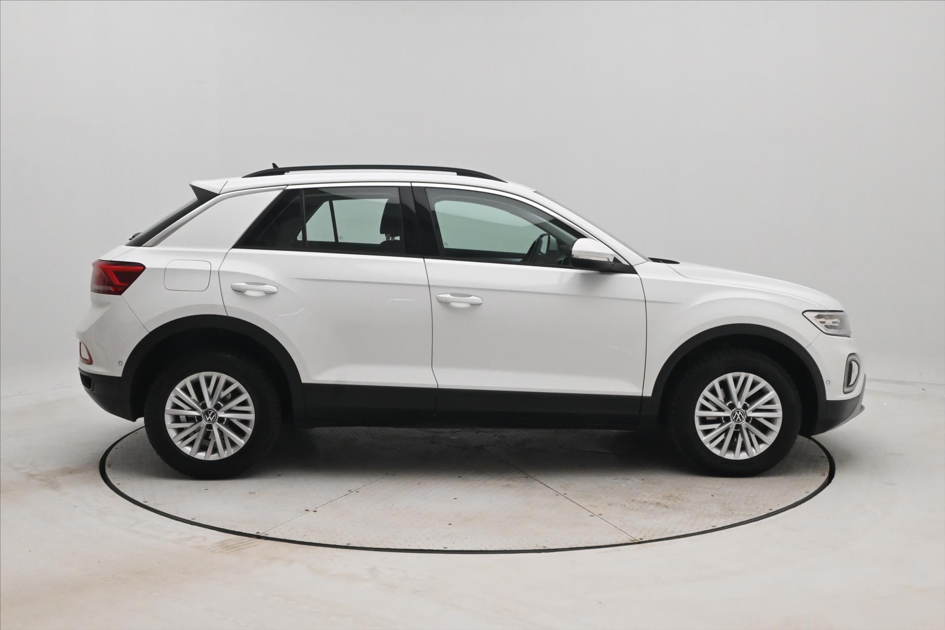 Main photo of the car Volkswagen T-Roc 2,0 TDI 85kW Life Záruka až 5 let (4)
