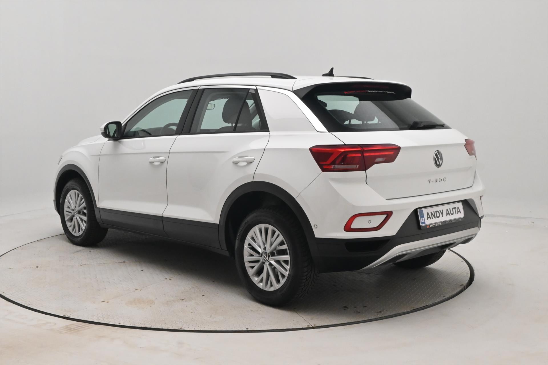 Hlavní fotografie vozu Volkswagen T-Roc 2,0 TDI 85kW Life Záruka až 5 let (7)