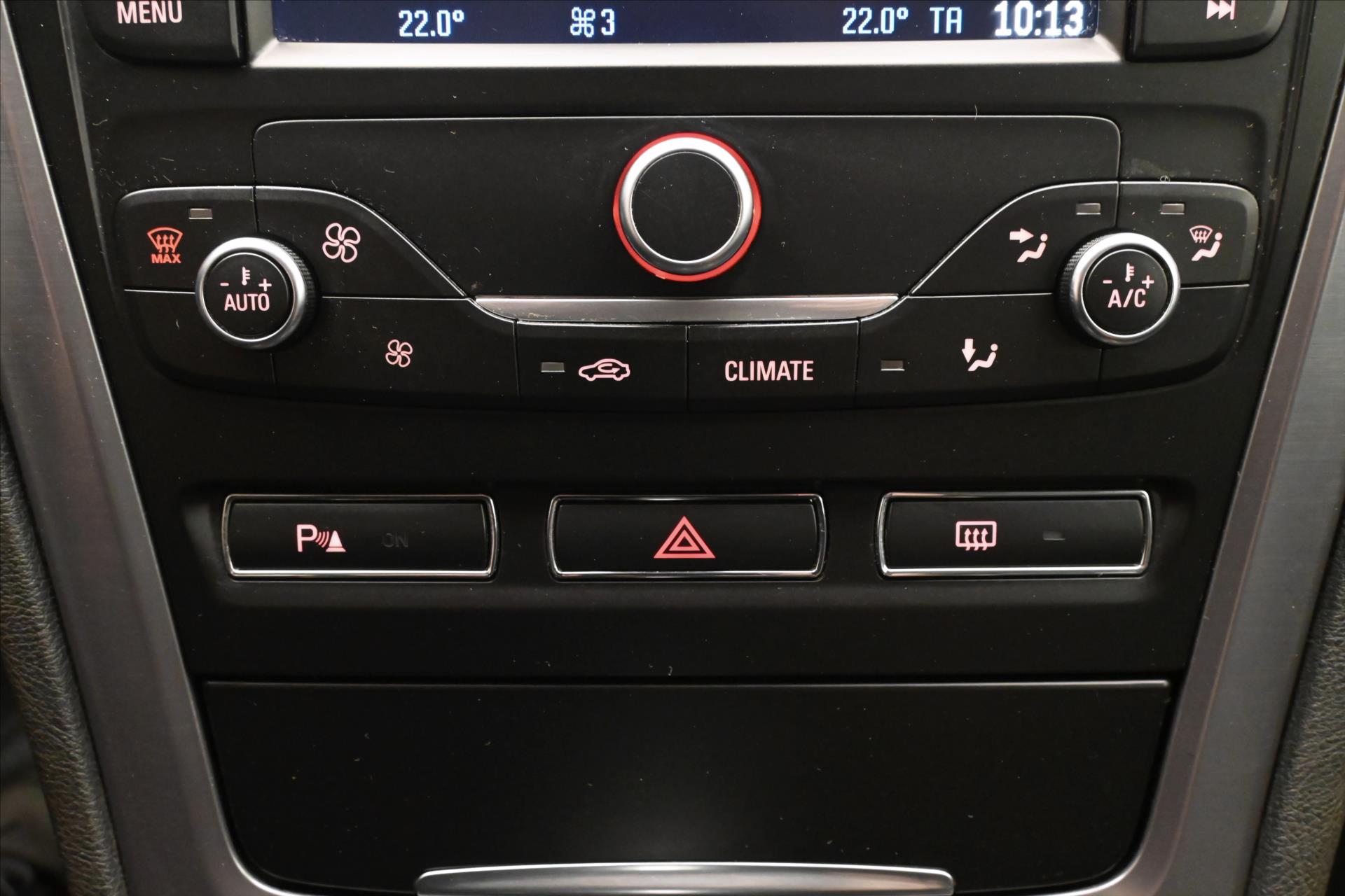 Hlavní fotografie vozu Ford Mondeo 2,0 TDCI 120kW Titanium Záruka až 5 let (20)