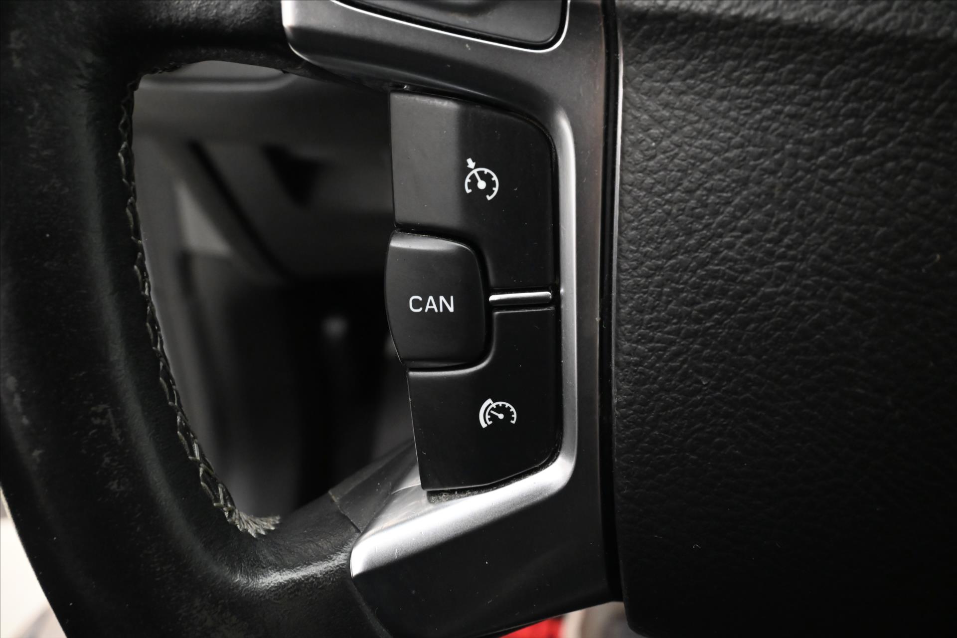 Hlavní fotografie vozu Ford Mondeo 2,0 TDCI 120kW Titanium Záruka až 5 let (22)