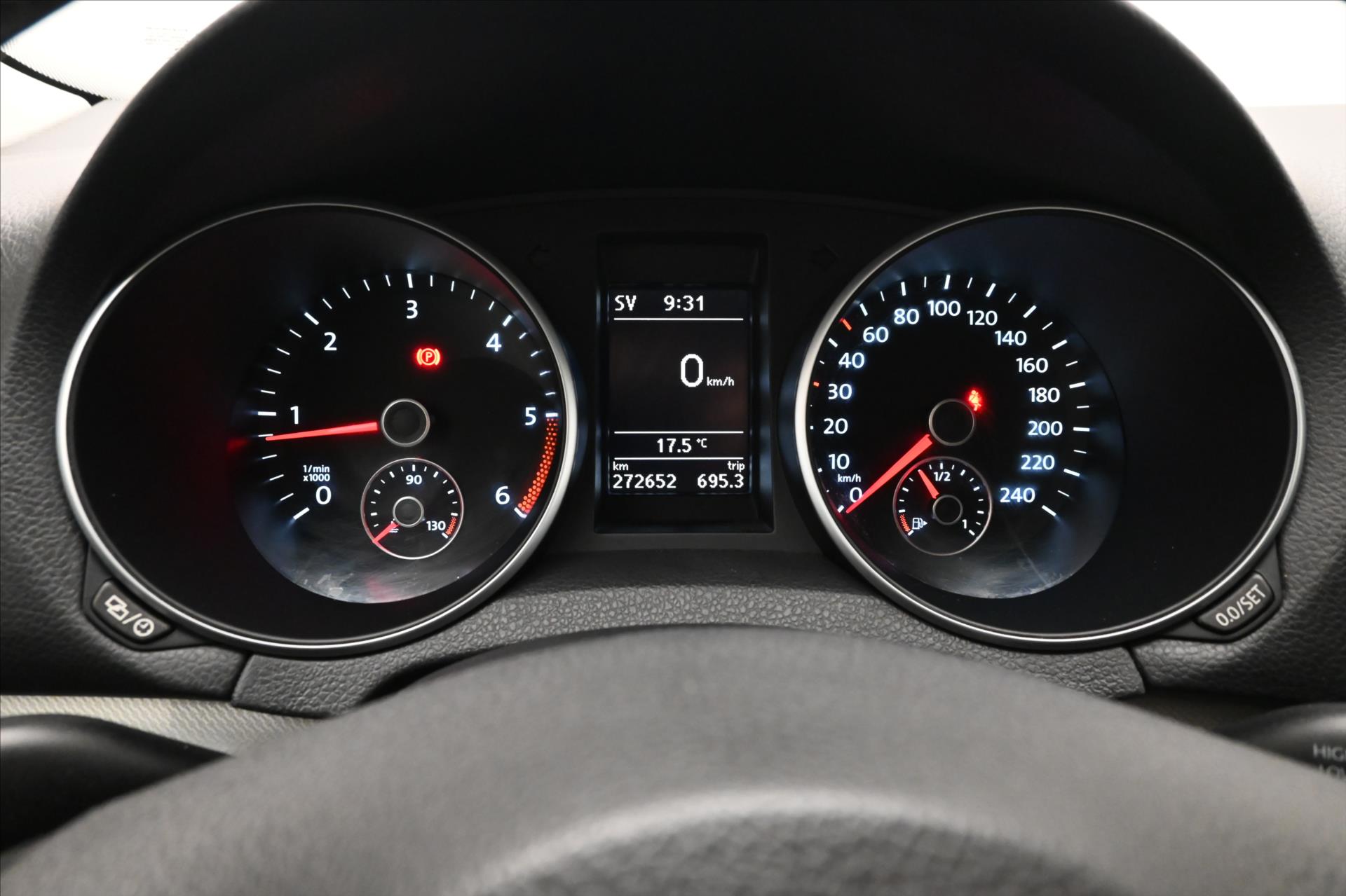 Hlavní fotografie vozu Volkswagen Golf 1,6 TDI 77 kW MATCH Navigace (16)