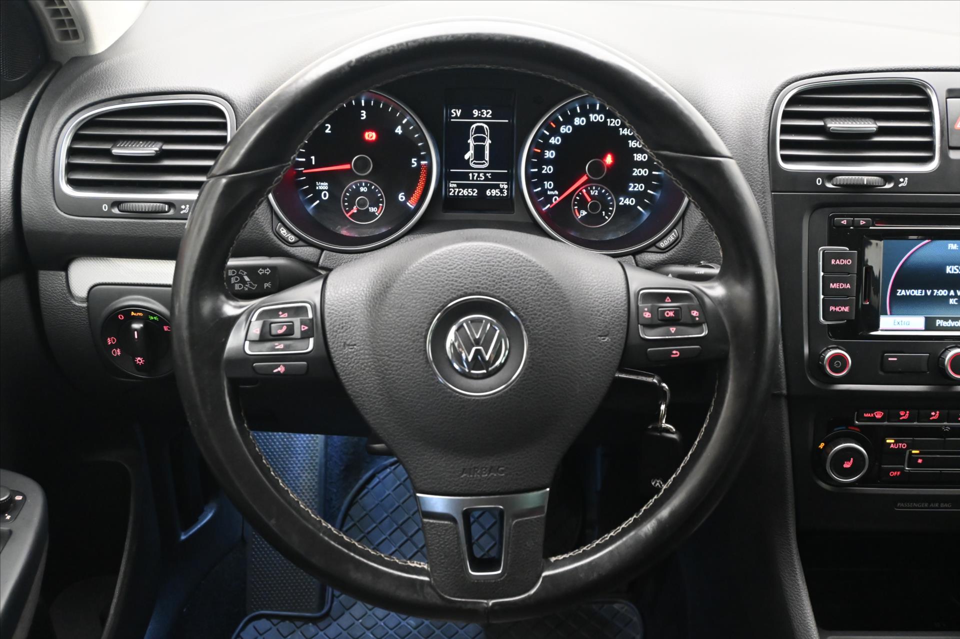 Hlavní fotografie vozu Volkswagen Golf 1,6 TDI 77 kW MATCH Navigace (18)