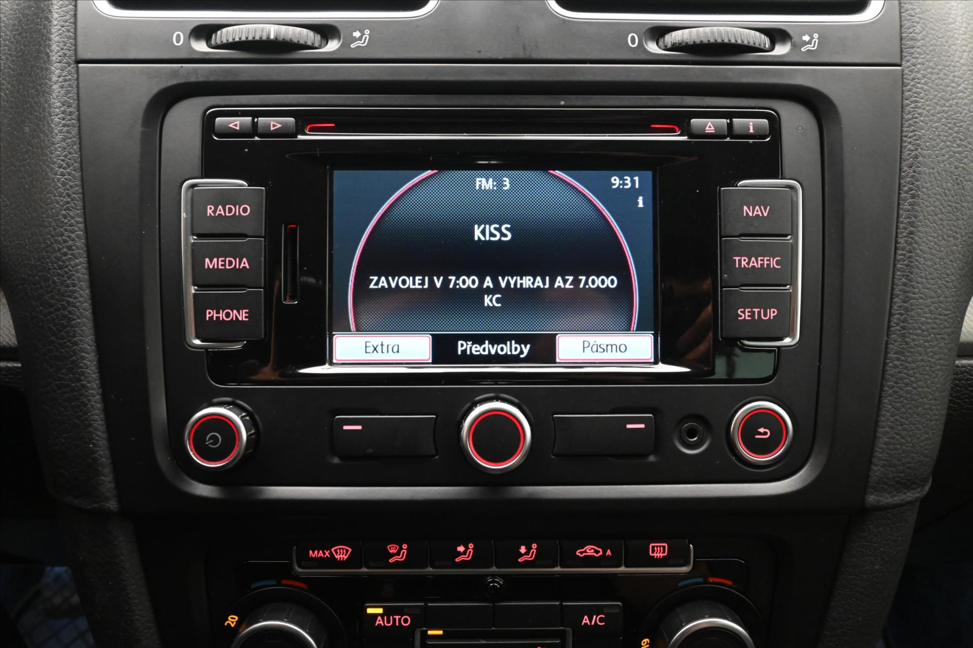 Hlavní fotografie vozu Volkswagen Golf 1,6 TDI 77 kW MATCH Navigace (19)