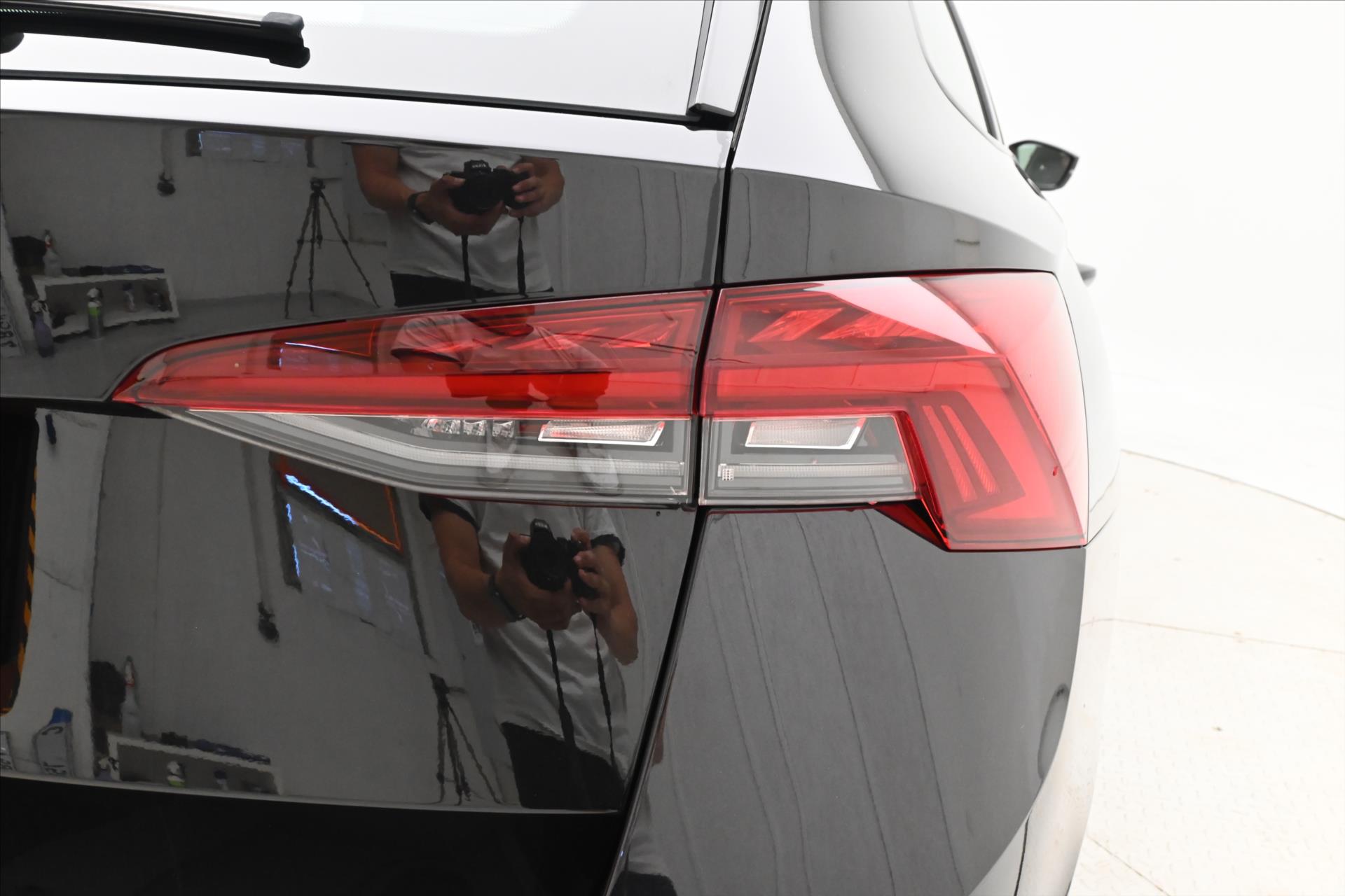 Main photo of the car Skoda Octavia 2.0 TDI 110 KW DSG TOWING Warranty up to 5 years (31)
