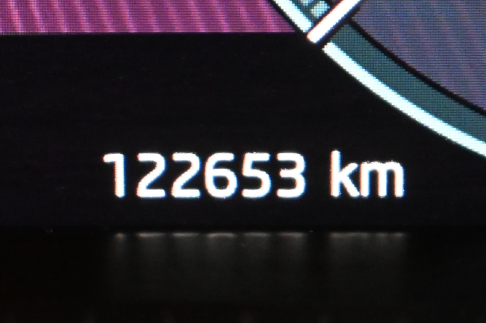 Hlavní fotografie vozu Škoda Octavia 2,0 TDI 110kW DSG Ambition VŮZ PŘIPRAVUJEME K PRODEJI (17)