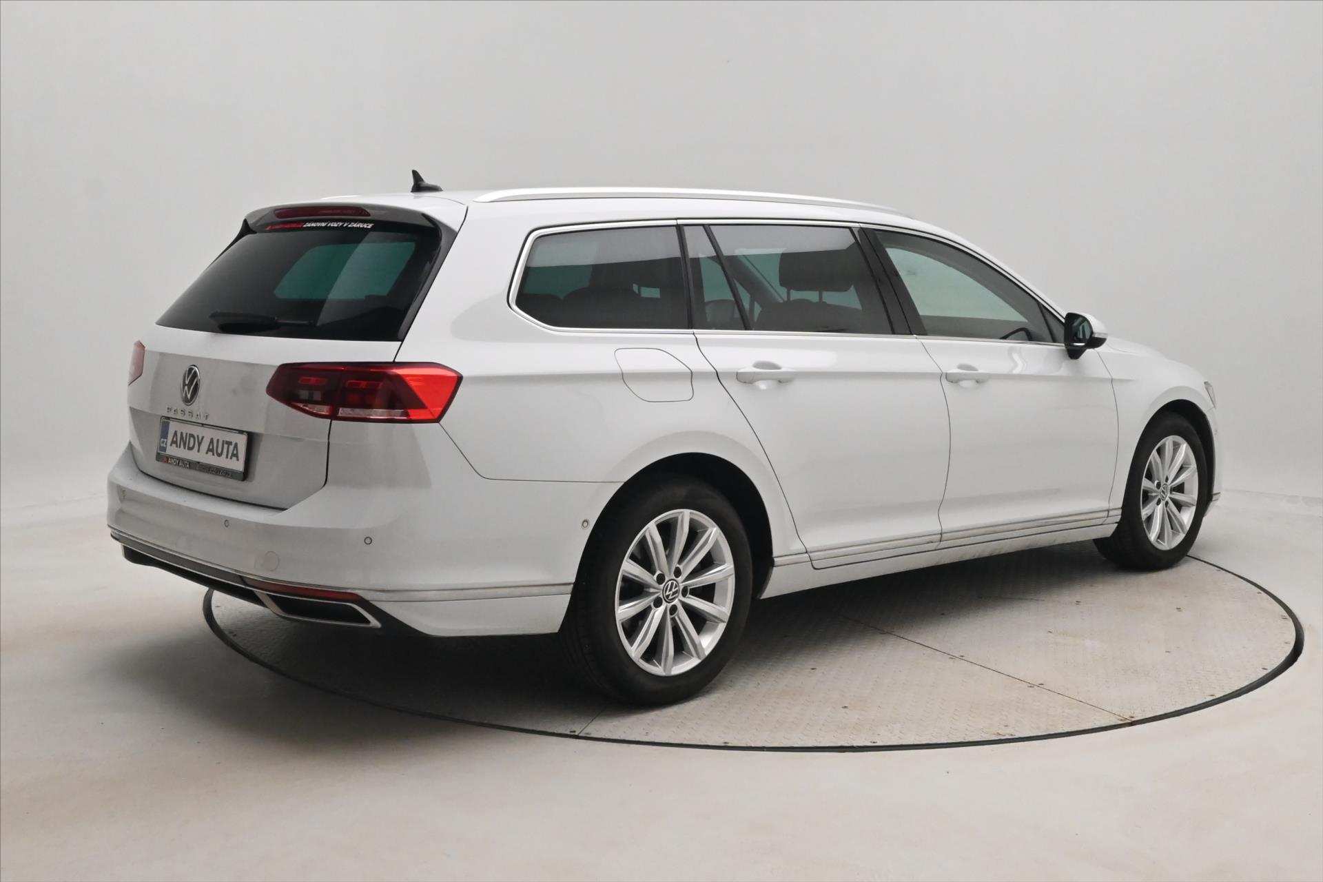 Hlavní fotografie vozu Volkswagen Passat 2,0 TDI 110 kW DSG ELEGANCE Záruka až 5 let (5)