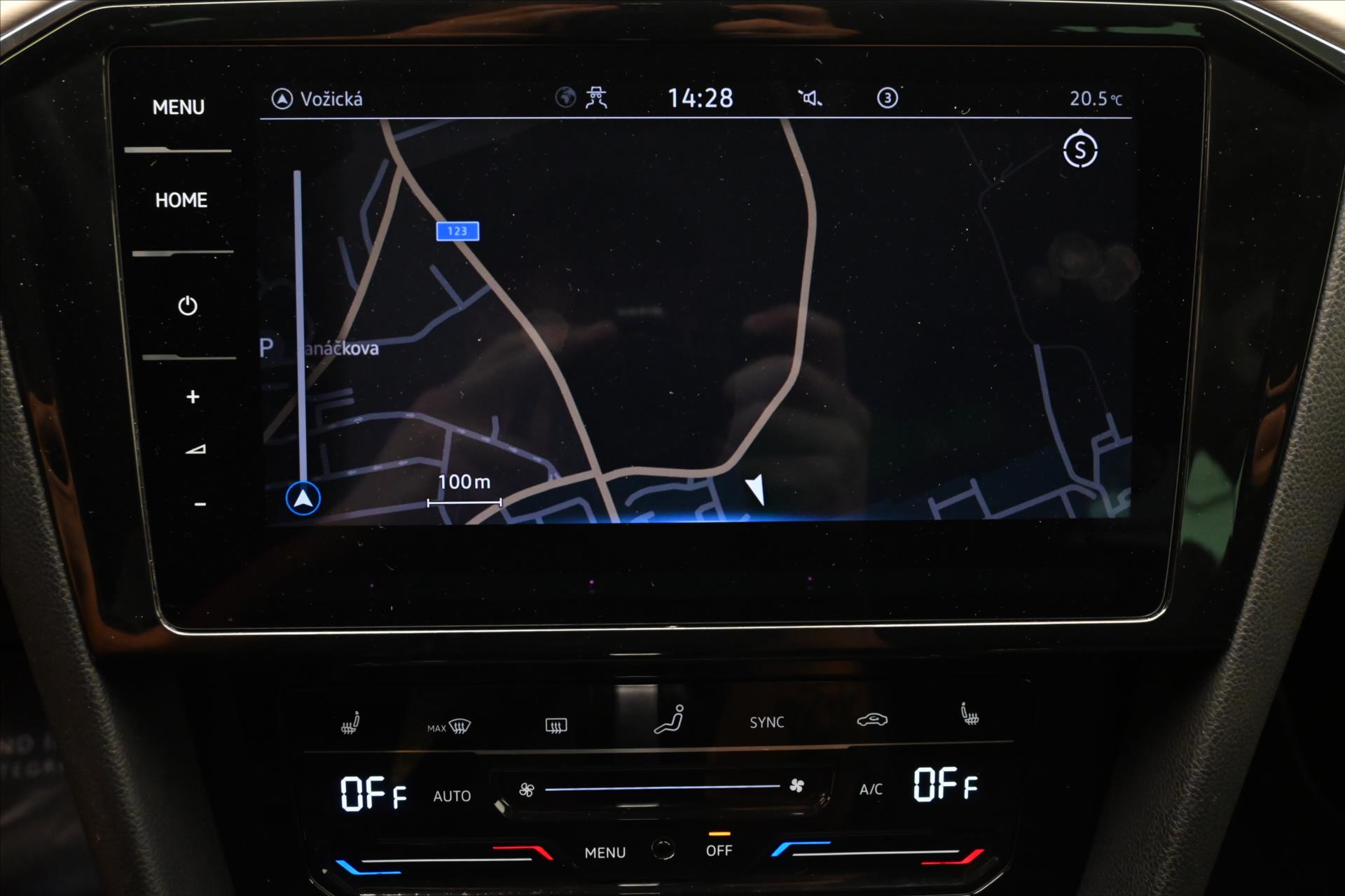 Hlavní fotografie vozu Volkswagen Passat 2,0 TDI 110 kW DSG ELEGANCE Záruka až 5 let (19)
