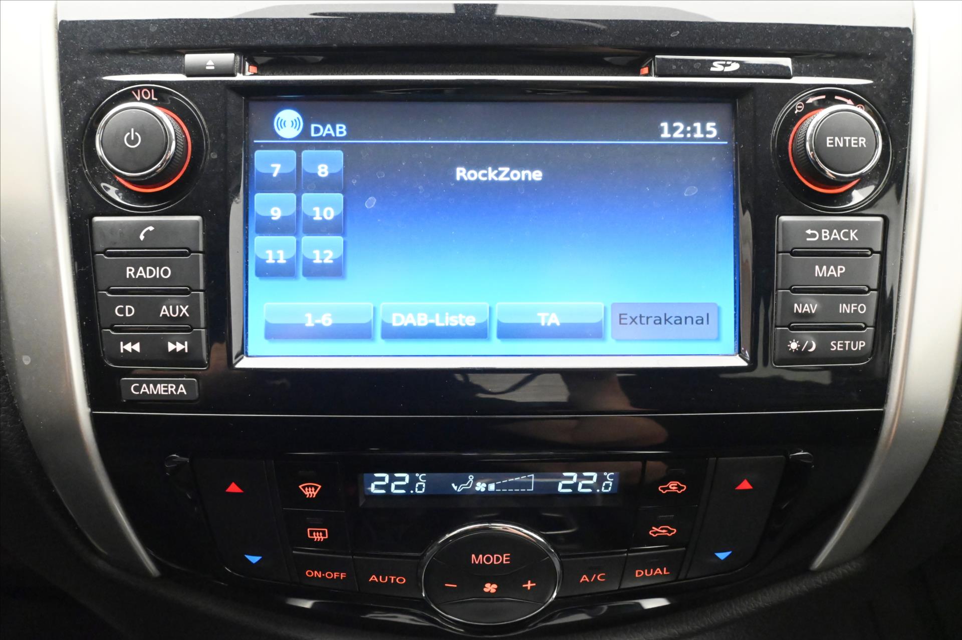 Hlavní fotografie vozu Nissan Navara 2,3 dCi 140 KW AT6 4x4 Záruka až 5 let (18)