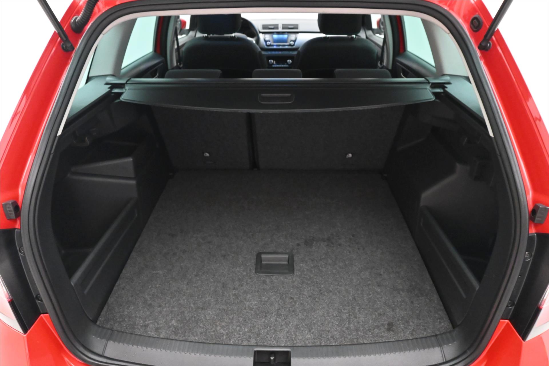 Hlavní fotografie vozu Škoda Fabia 1,4 TDI 77 kW Ambition (10)