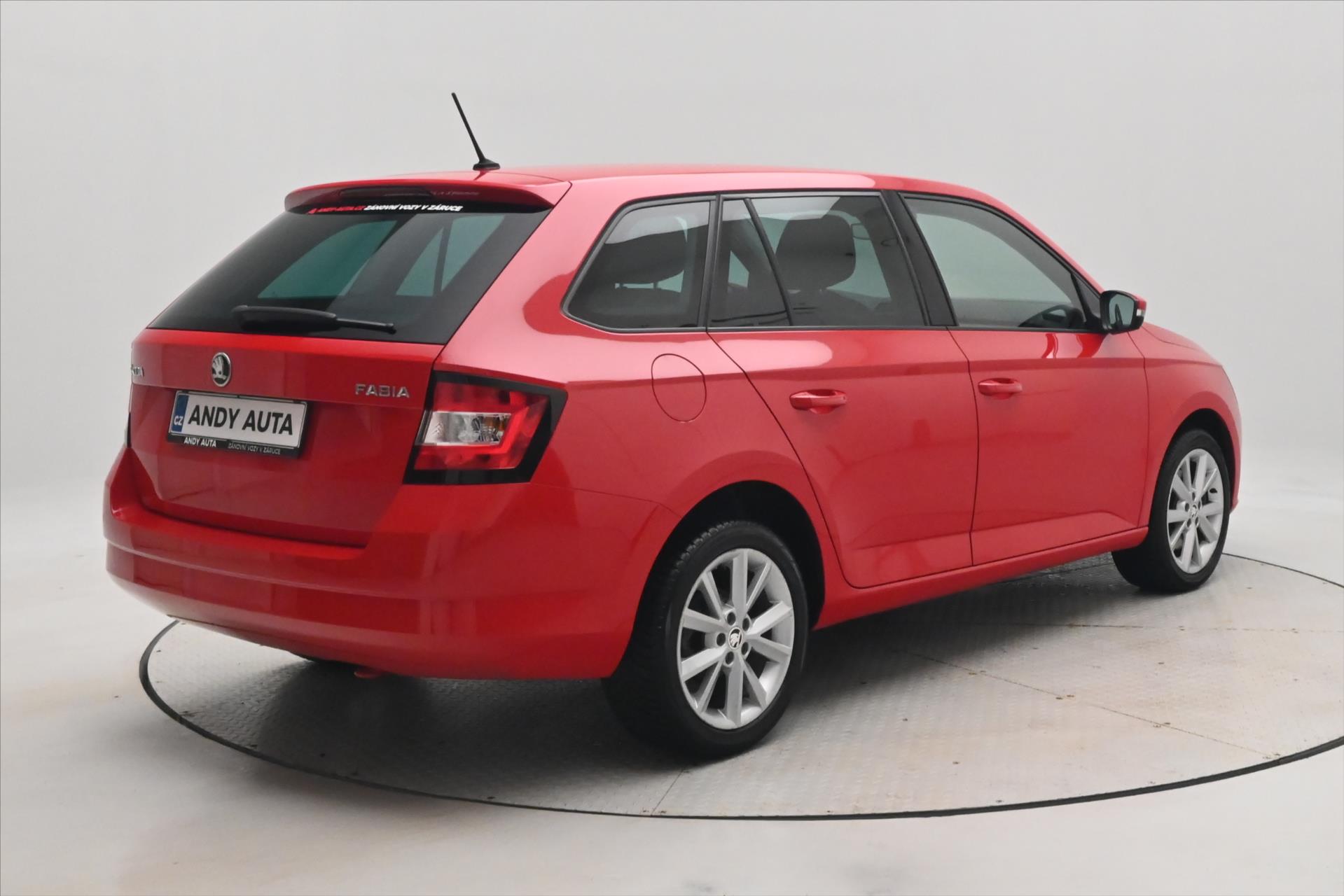 Hlavní fotografie vozu Škoda Fabia 1,4 TDI 77 kW Ambition (5)