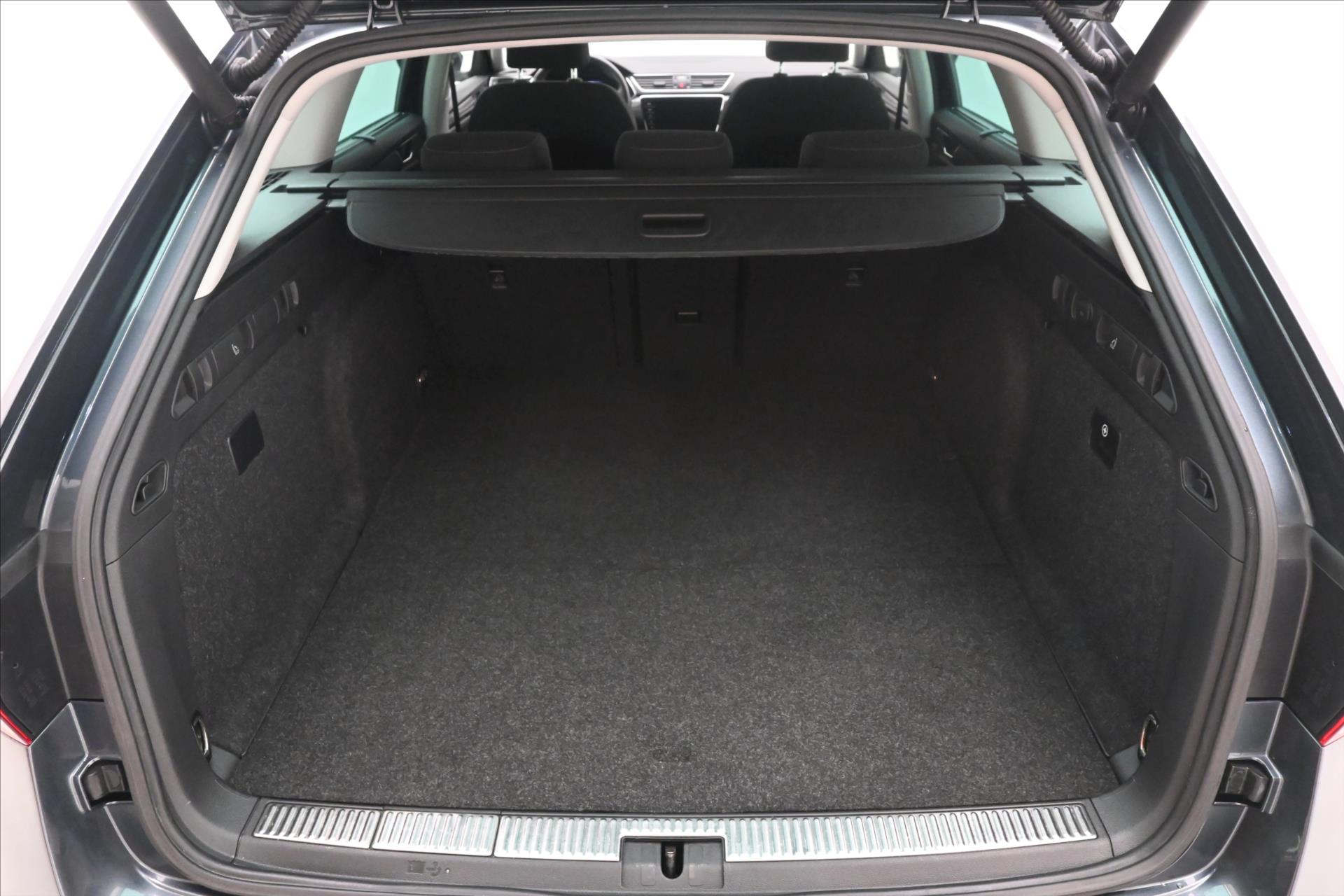 Main photo of the car Skoda Superb 1.4 TSI iV Hybrid 160kW STYLE Warranty up to 5 years (10)