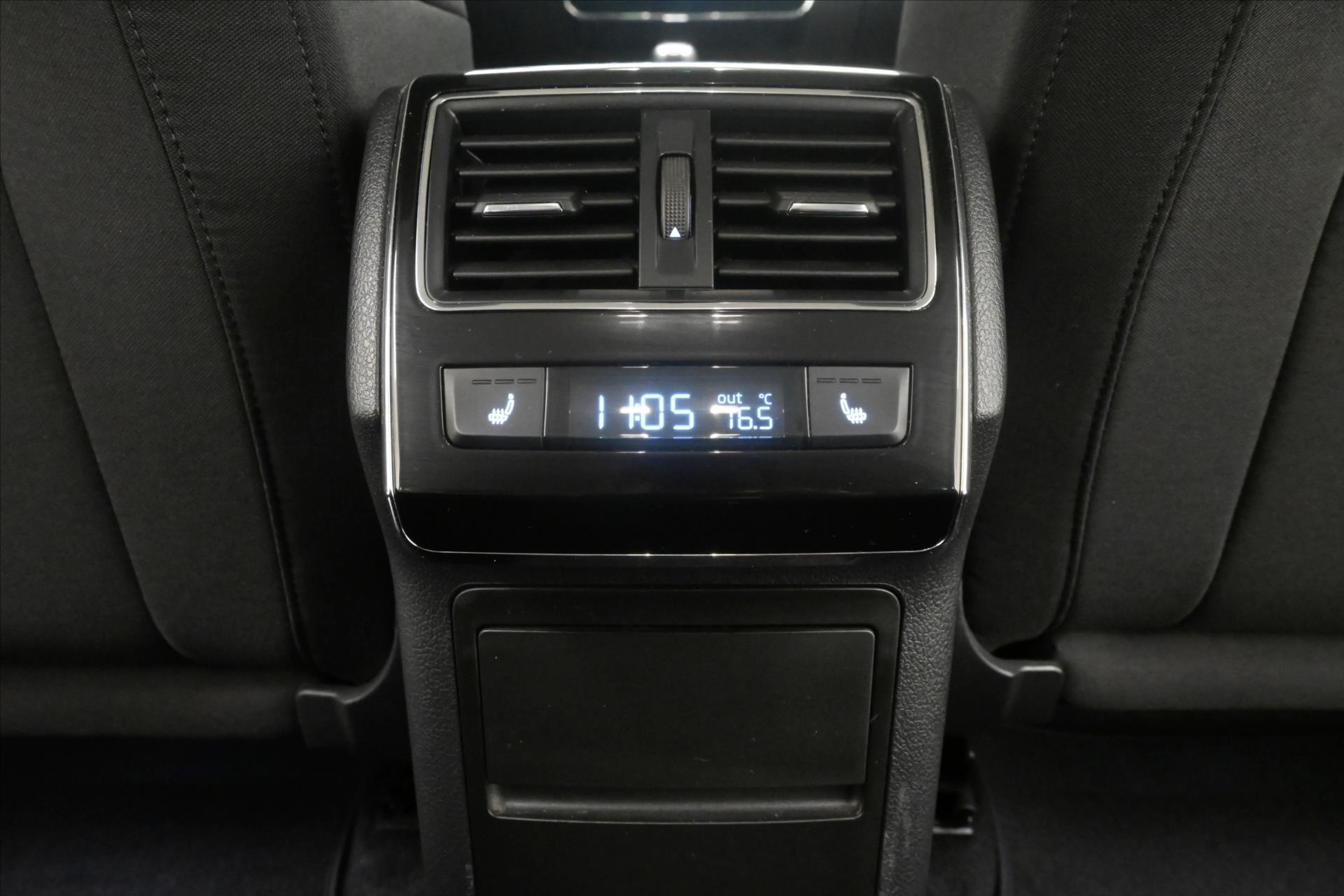 Main photo of the car Skoda Superb 1.4 TSI iV Hybrid 160kW STYLE Warranty up to 5 years (22)