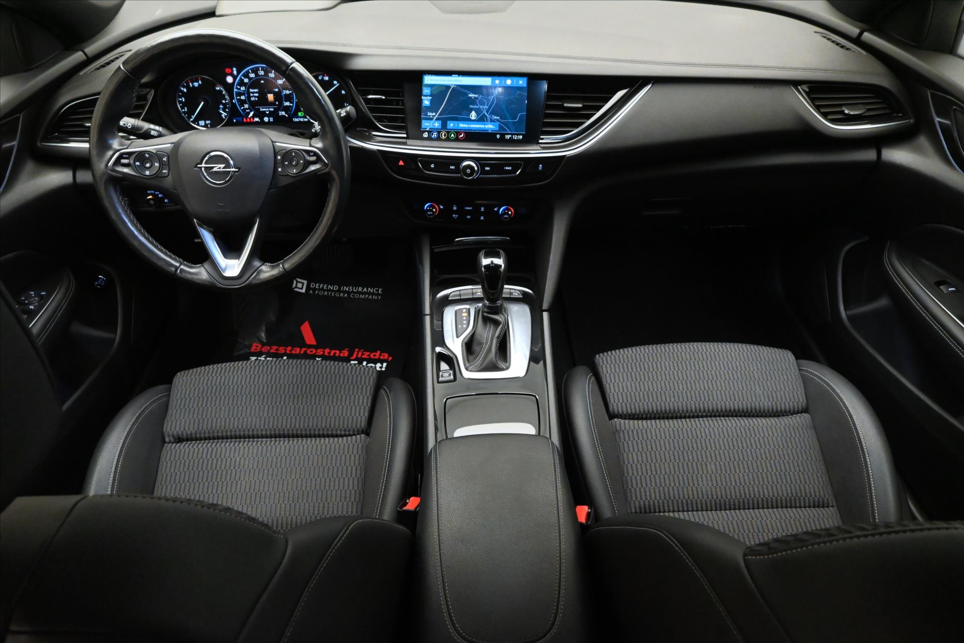 Hlavní fotografie vozu Opel Insignia 2,0 CDTI 128 kW AT8 SportTourer Záruka až 5 let (15)