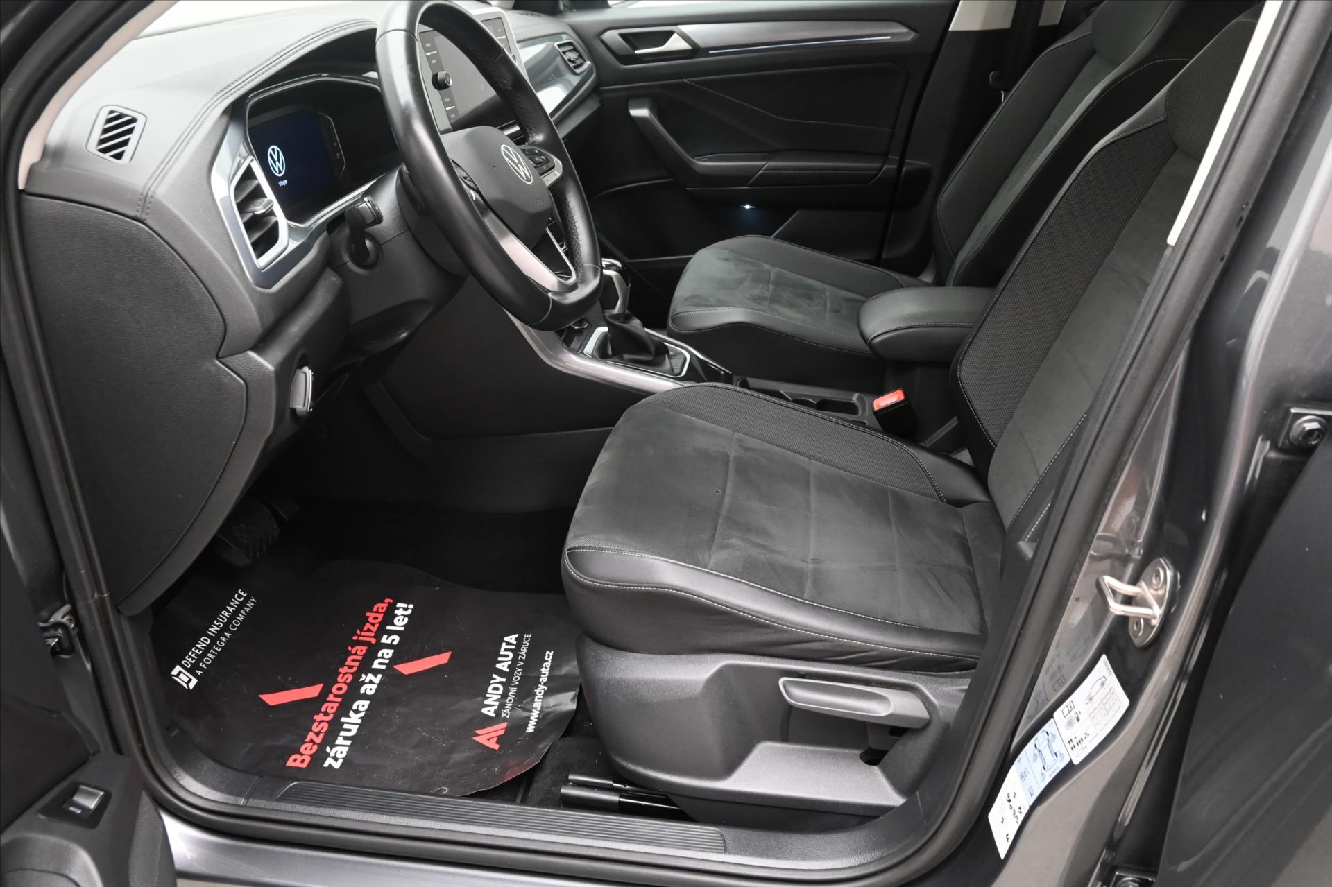 Hlavní fotografie vozu Volkswagen T-Roc 2,0 TDI 110kW DSG Style Záruka až 5 let (14)