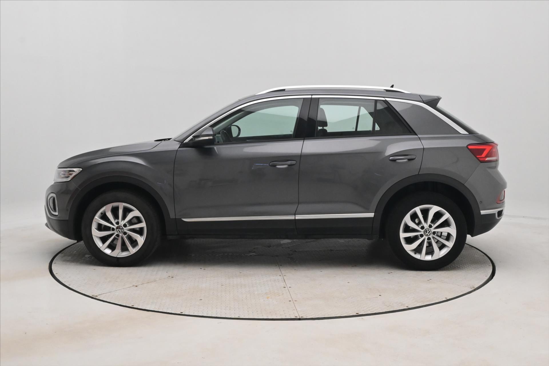 Hlavní fotografie vozu Volkswagen T-Roc 2,0 TDI 110kW DSG Style Záruka až 5 let (9)