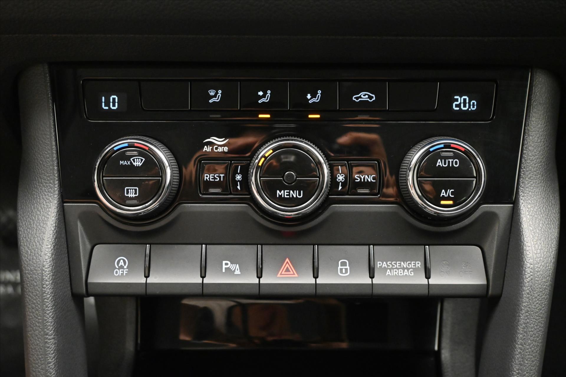 Main photo of the car Skoda Kodiaq 2.0 TDI 110 kW DSG NAVI TOWABLE Warranty up to 5 years (22)