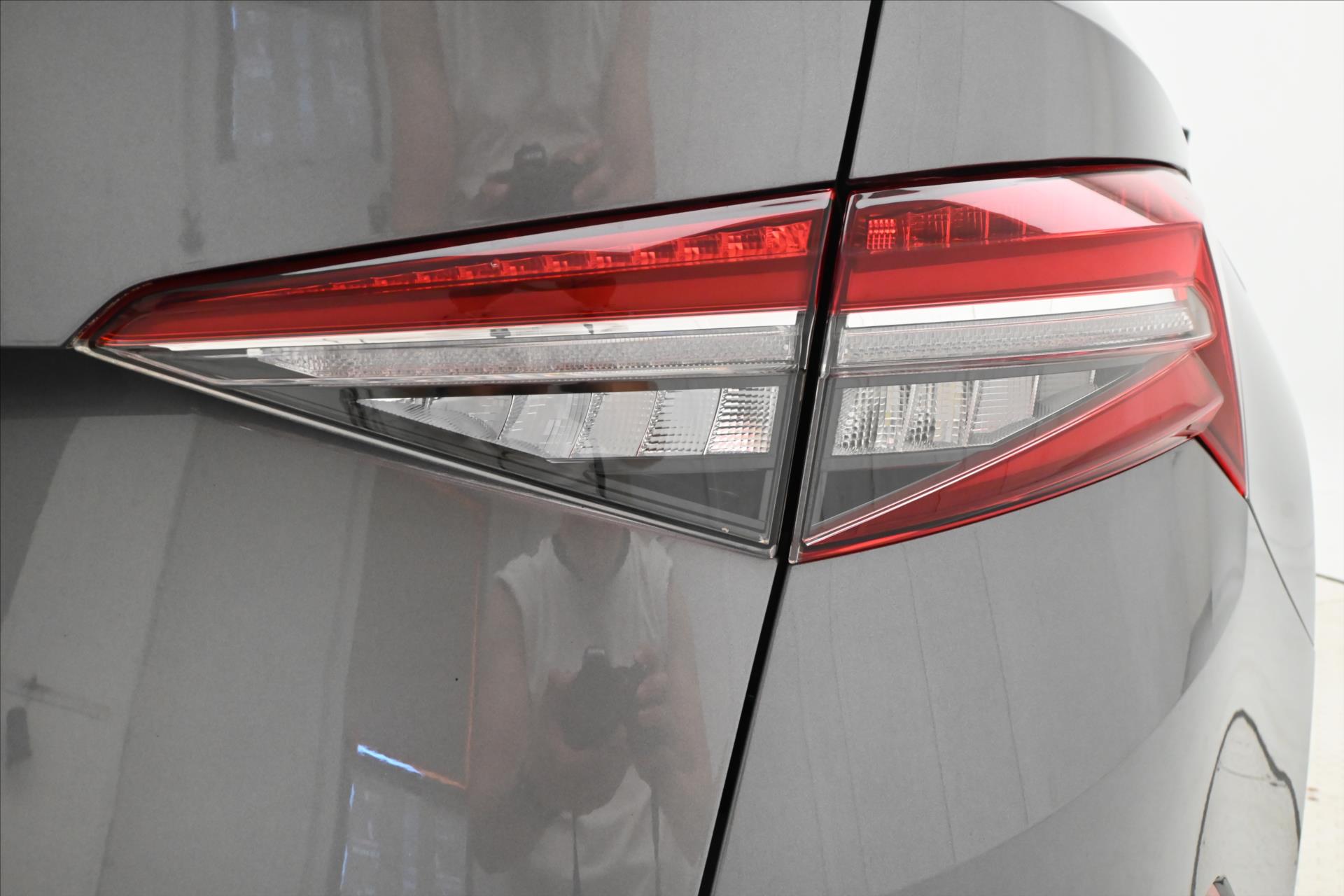 Main photo of the car Skoda Kodiaq 2.0 TDI 110 kW DSG NAVI TOWABLE Warranty up to 5 years (31)