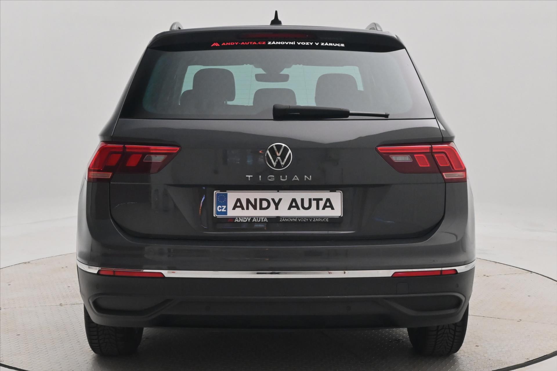 Main photo of the car Volkswagen Tiguan 2.0 TDI 110 kW DSG Life Warranty up to 5 years (6)