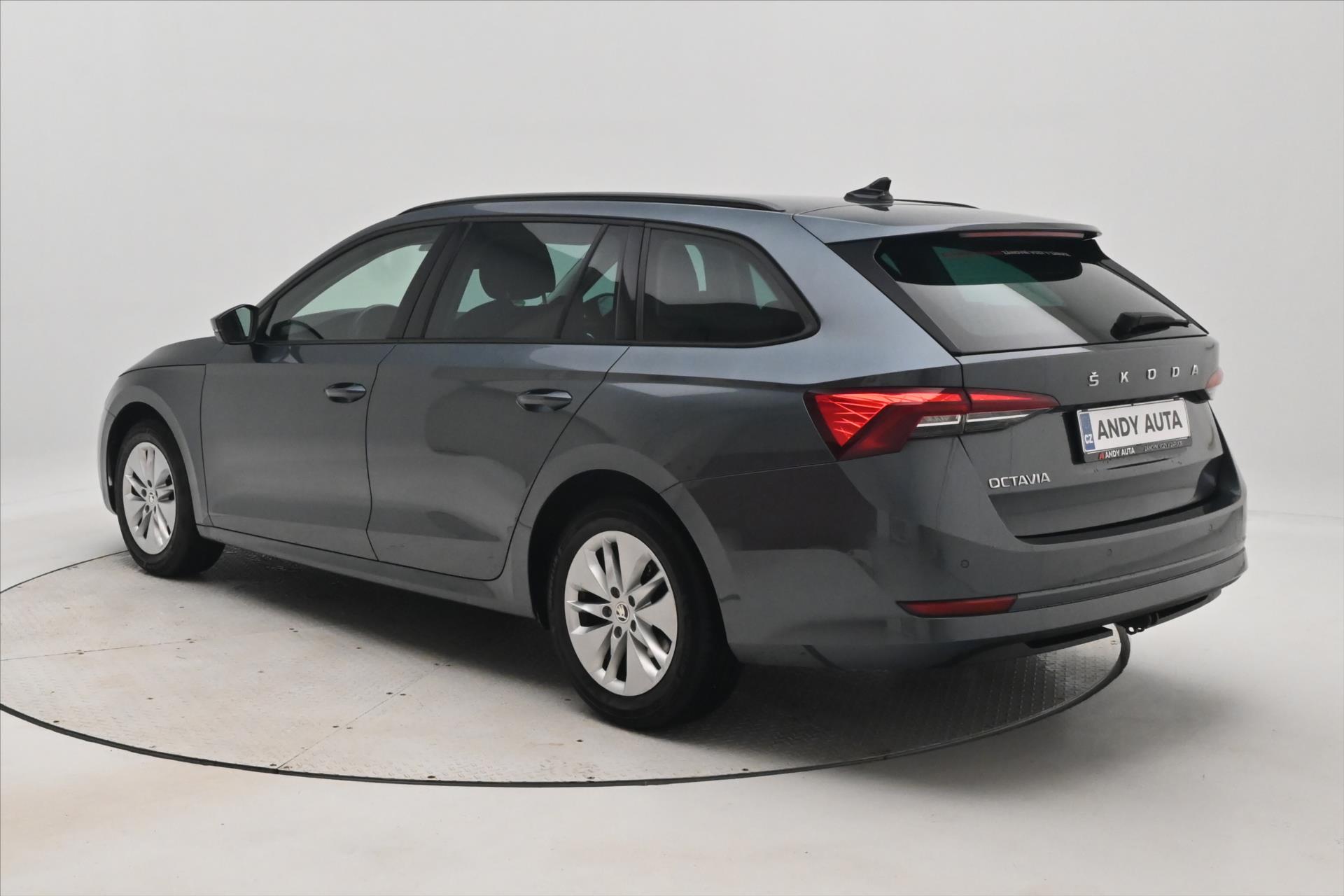 Hlavní fotografie vozu Škoda Octavia 1,5 TSI 110kW Ambition Manuál Záruka až 5 let (7)