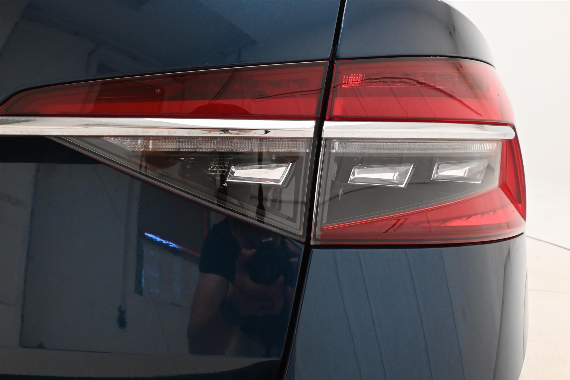 Hlavní fotografie vozu Škoda Superb 2,0 TDI 110 kW DSG Style Záruka až 5 let (32)