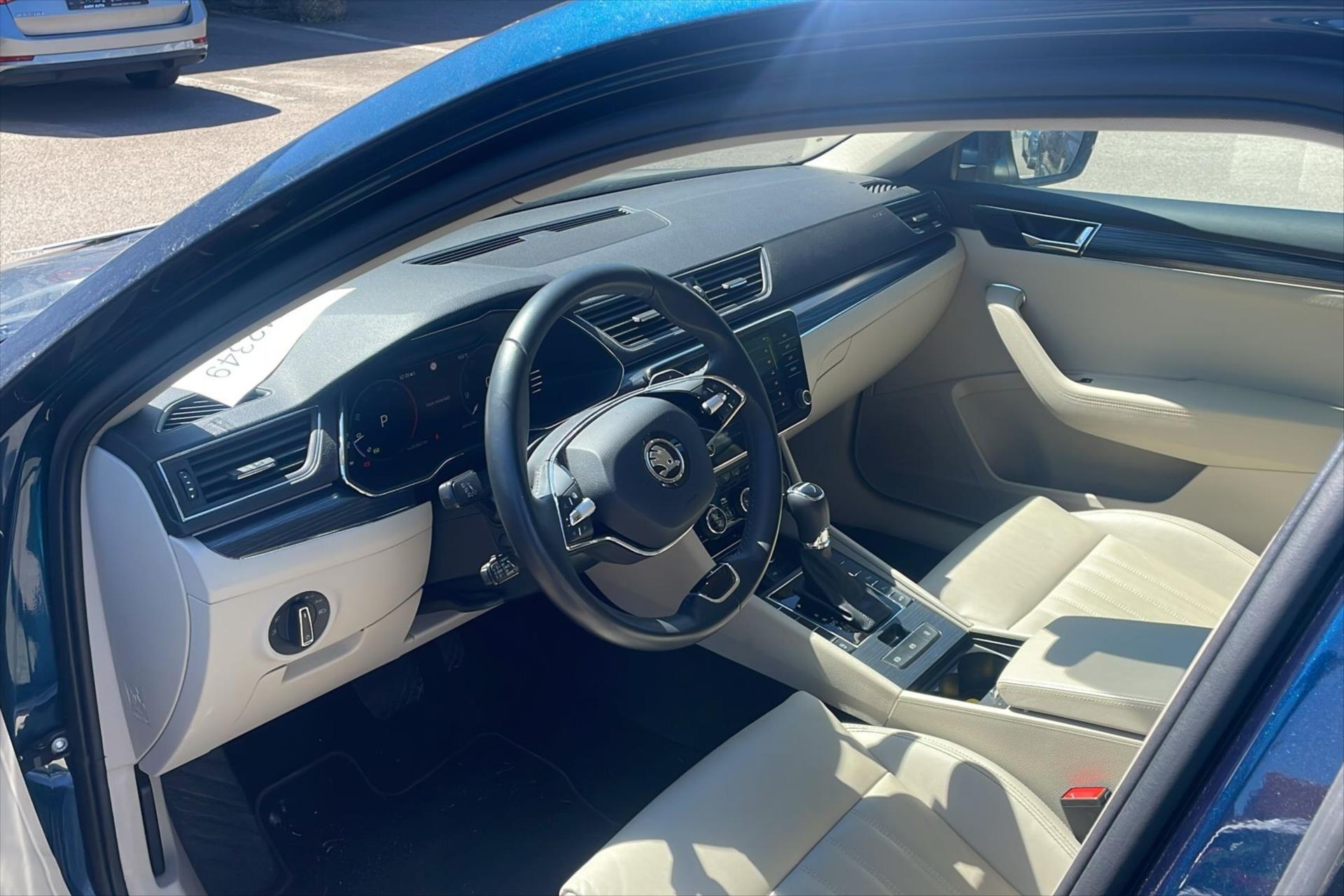 Hlavní fotografie vozu Škoda Superb 2,0 TDI 110kW DSG STYLE VŮZ PŘIPRAVUJEME K PRODEJI (3)