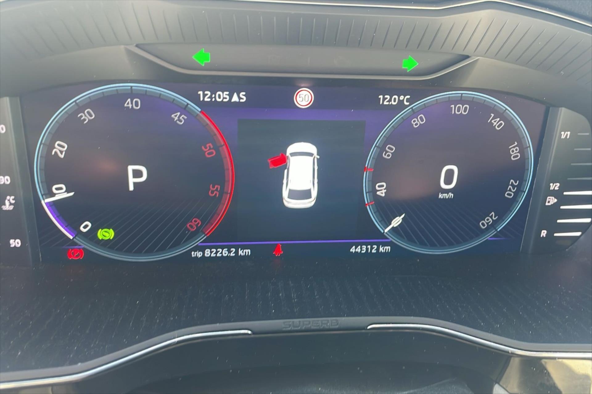 Hlavní fotografie vozu Škoda Superb 2,0 TDI 110kW DSG STYLE VŮZ PŘIPRAVUJEME K PRODEJI (4)