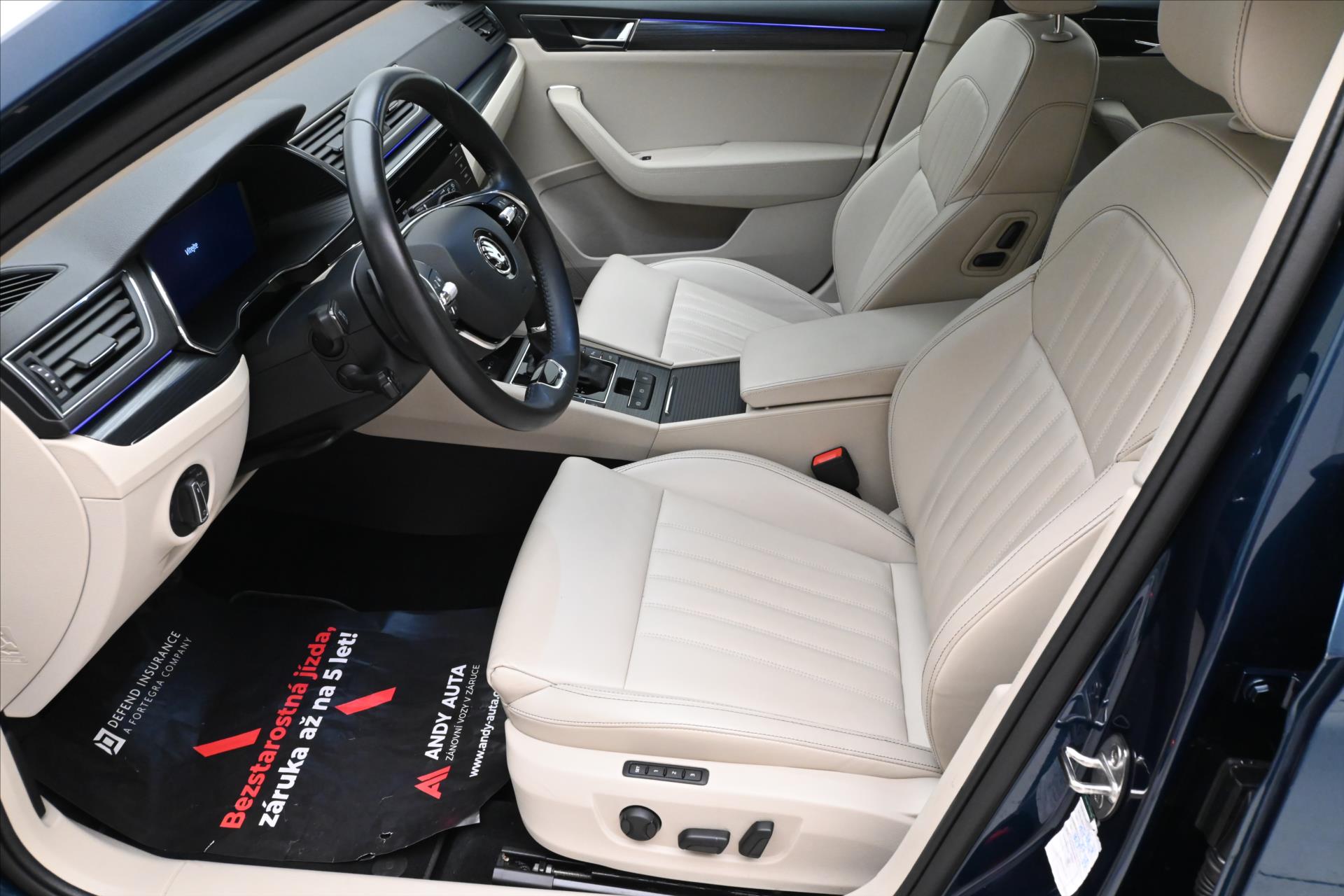 Hlavní fotografie vozu Škoda Superb 2,0 TDI 110kW DSG Style Záruka až 5 let (14)