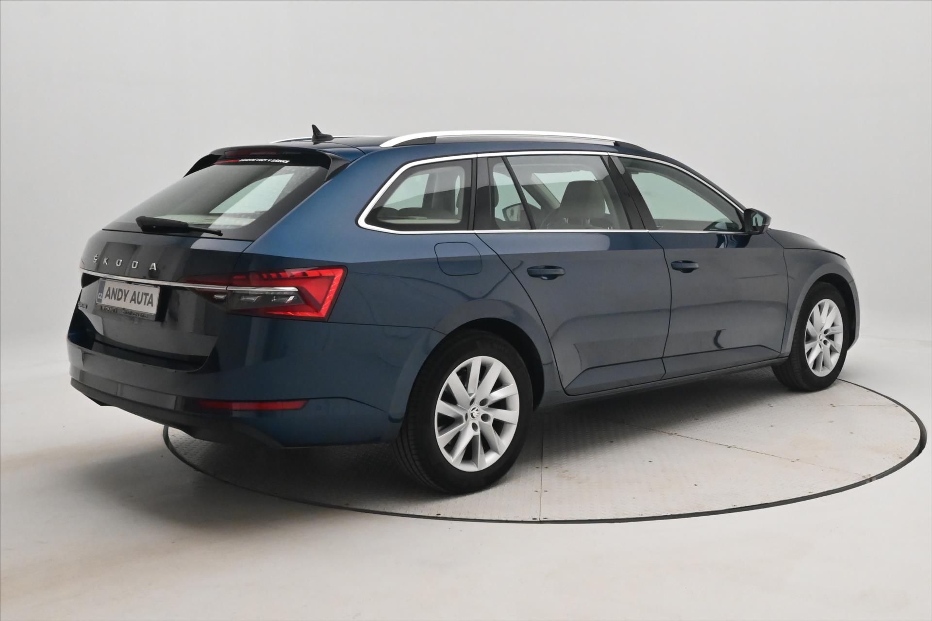 Hlavní fotografie vozu Škoda Superb 2,0 TDI 110kW DSG Style Záruka až 5 let (6)