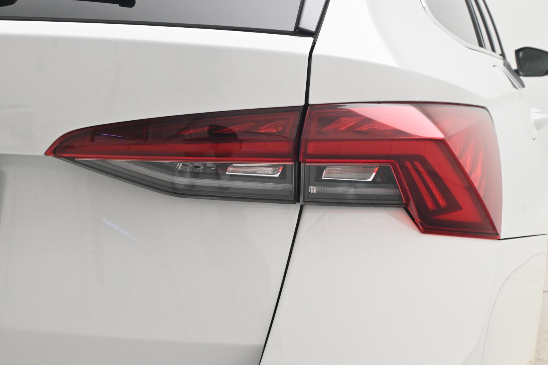 Main photo of the car Skoda Octavia 2.0 TDI 110kW DSG STYLE Warranty up to 5 years (32)