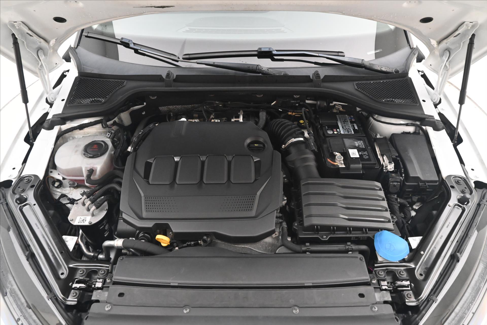 Main photo of the car Skoda Octavia 2.0 TDI 110kW DSG STYLE Warranty up to 5 years (9)