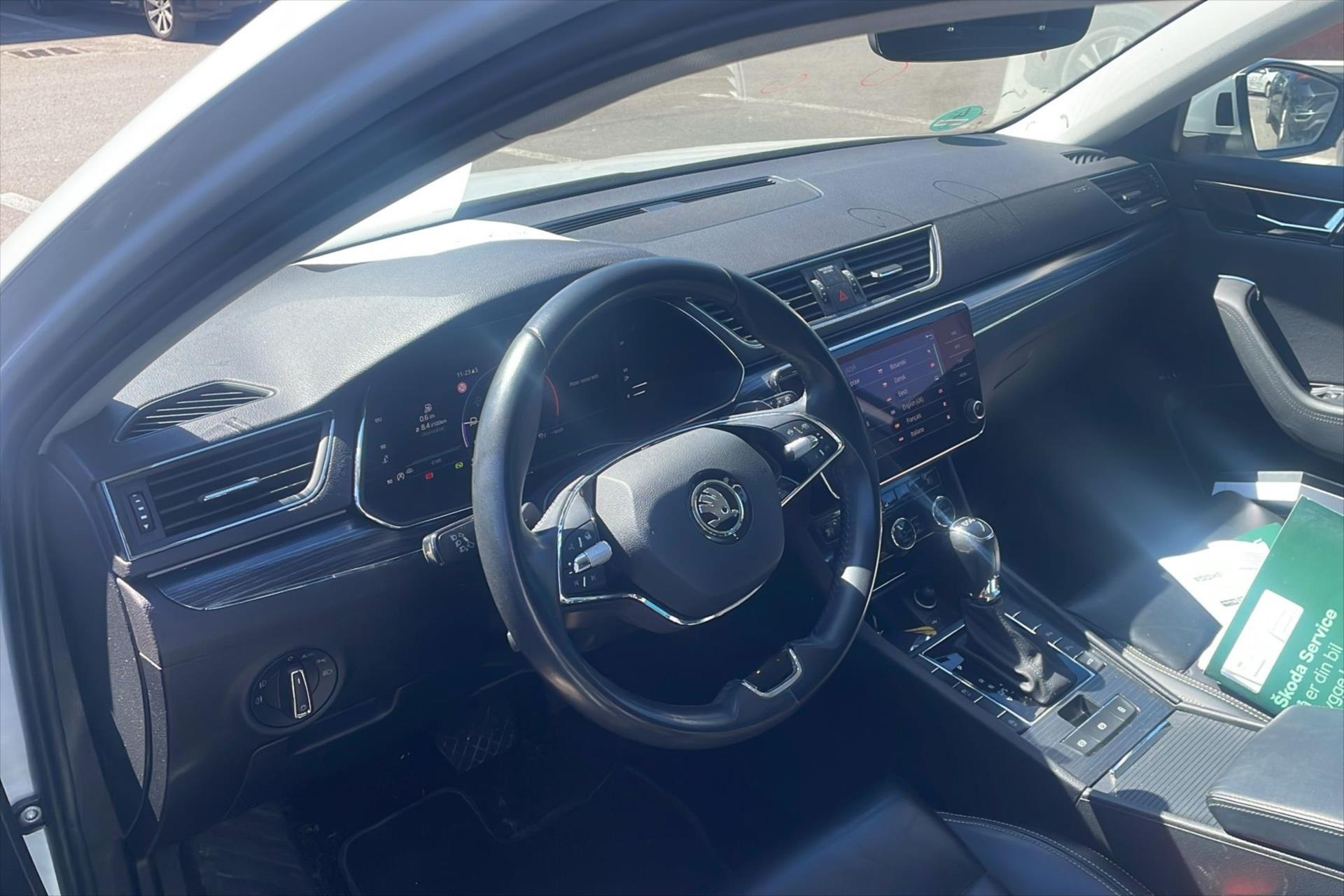 Hlavní fotografie vozu Škoda Superb 2,0 TDI 147kW DSG STYLE VŮZ PŘIPRAVUJEME K PRODEJI (3)