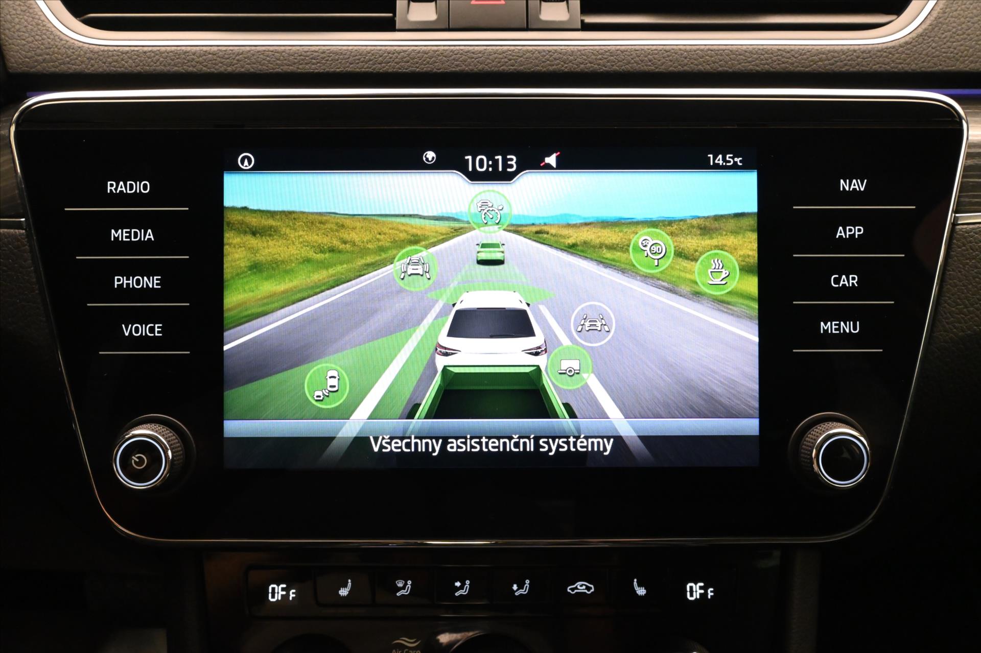 Hlavní fotografie vozu Škoda Superb 2,0 TDI 147kW STYLE DSG Záruka až 5 let (19)