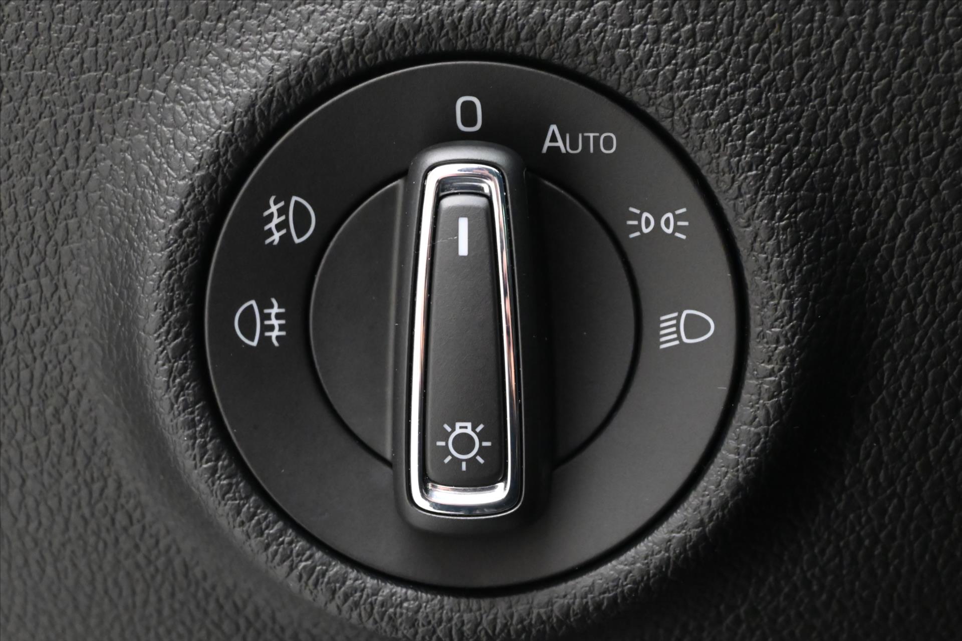 Hlavní fotografie vozu Škoda Superb 2,0 TDI 147kW STYLE DSG Záruka až 5 let (27)