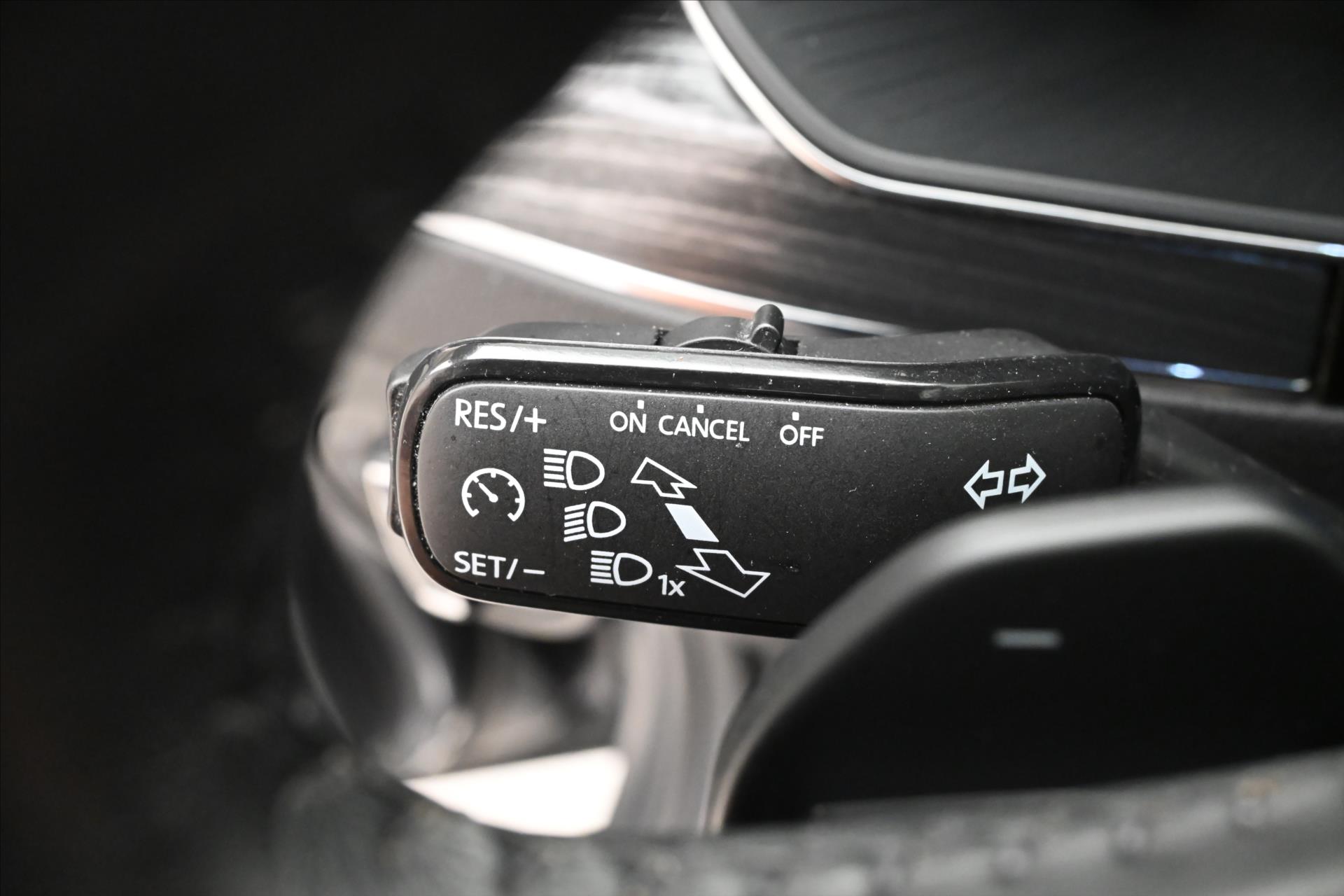 Hlavní fotografie vozu Škoda Superb 2,0 TDI 110 kW DSG Style Záruka až 5 let (24)