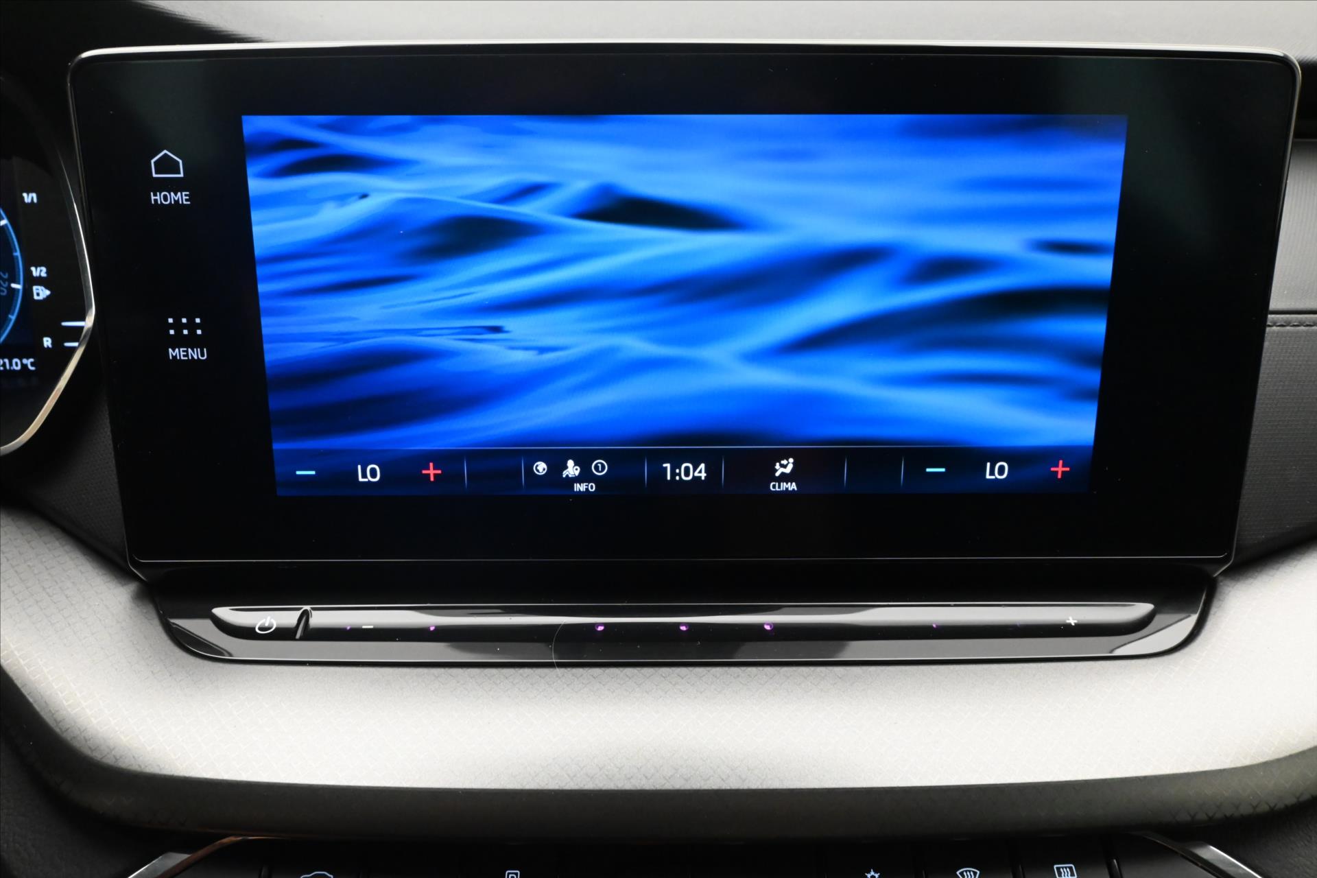 Main photo of the car Skoda Octavia 2.0 TDI 110kW DSG Ambition Warranty up to 5 years (19)