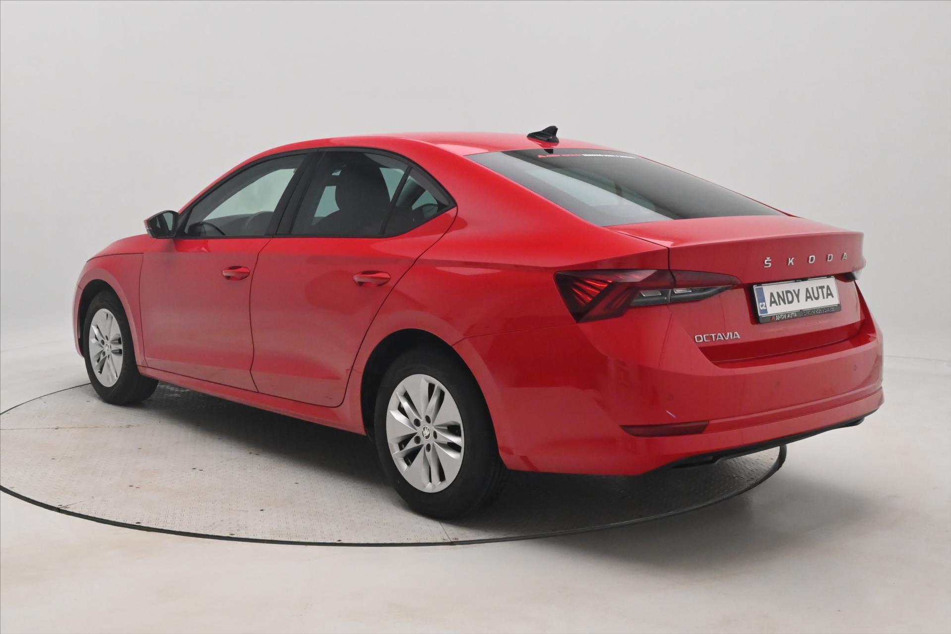 Hlavní fotografie vozu Škoda Octavia 2,0 TDI 110kW DSG VIRTUAL NAVI Záruka až 5 let (8)