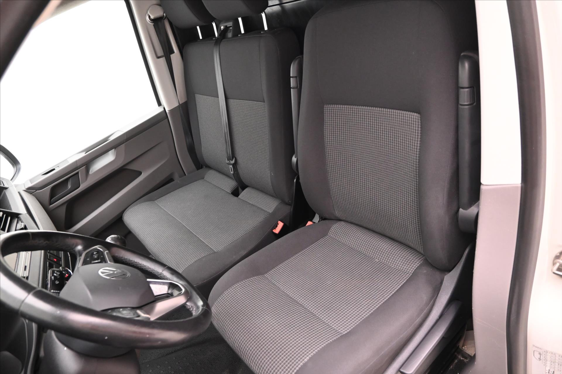 Main photo of the car Volkswagen Transporter 2.0 TDI 110kW Climate Cruise Control Warranty up to 5 years (26)
