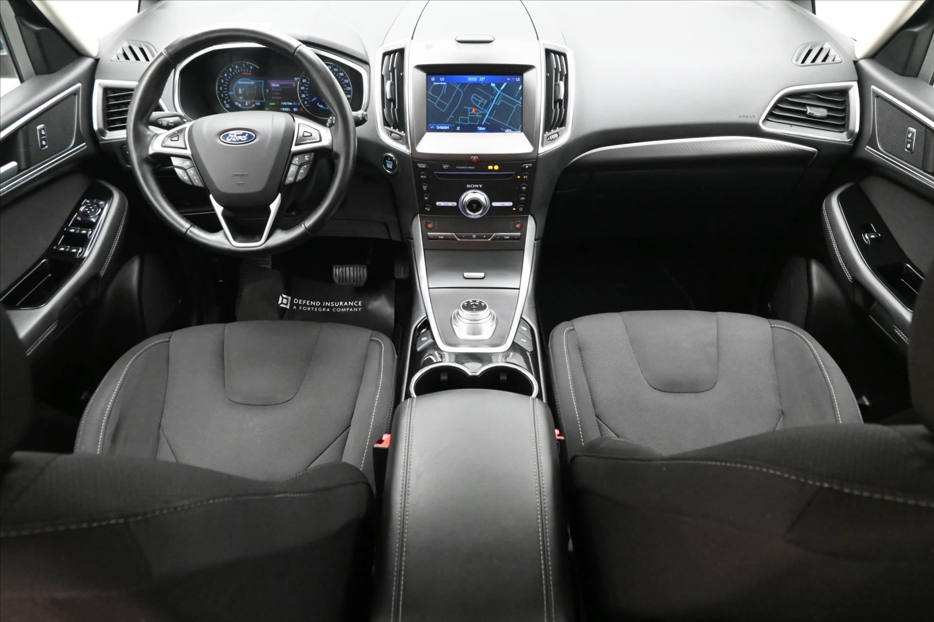 Hlavní fotografie vozu Ford S-MAX 2,5 Hybrid 140 kW AT Záruka až 5 let (16)